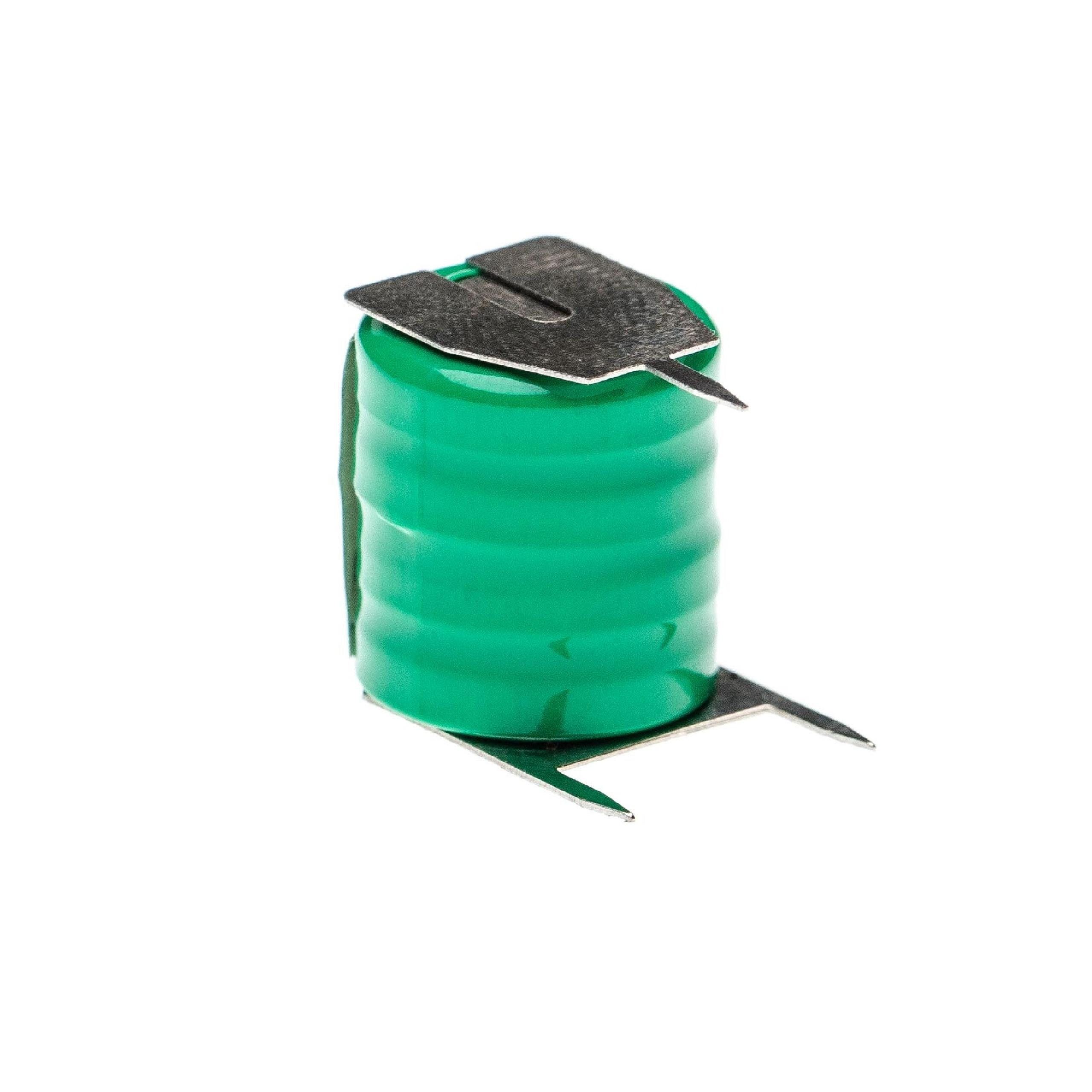 Eine grüne Batteriezelle mit Metallkontakten. Die Zelle ist zylindrisch.