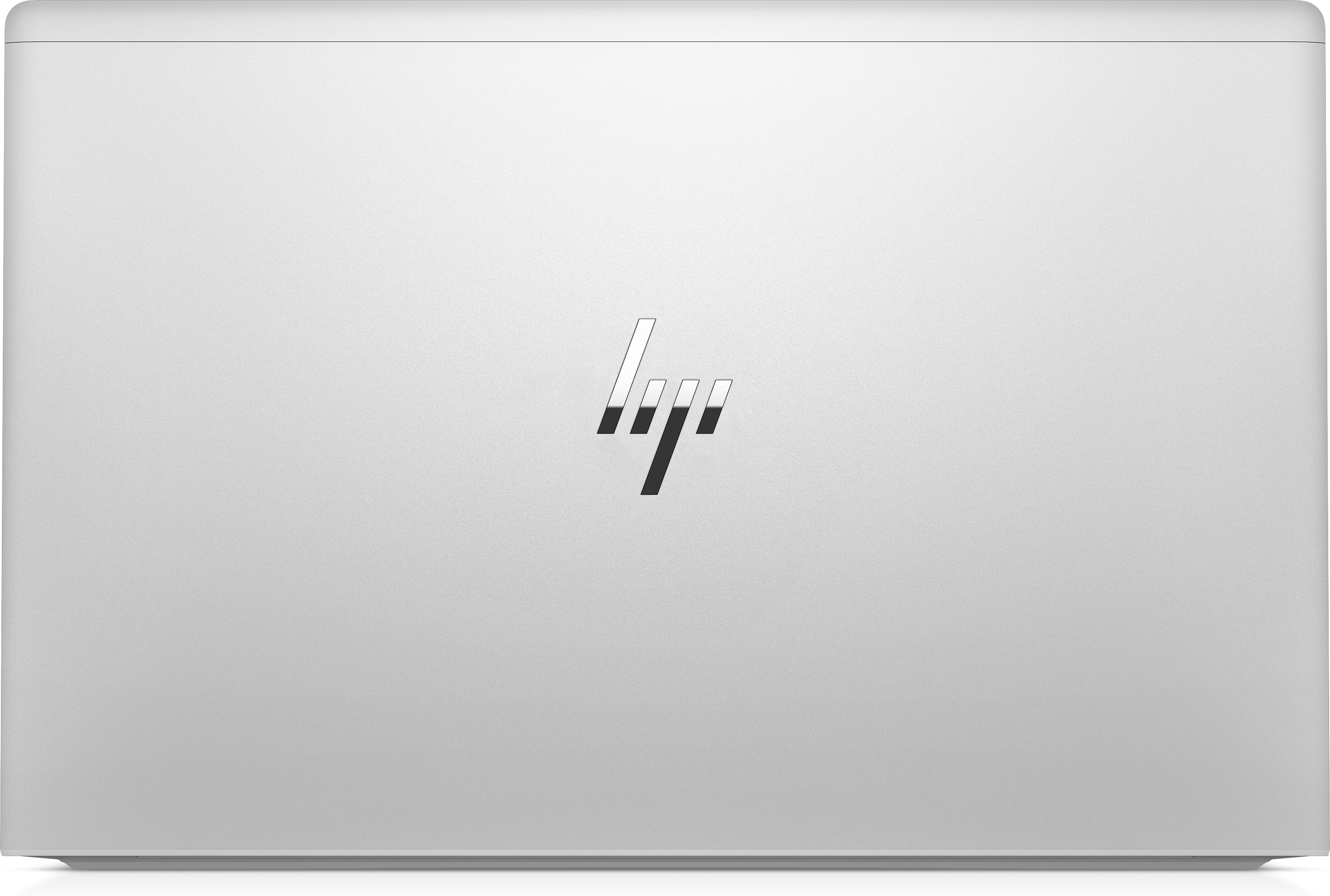 Un laptop argentato con il logo HP centrato sul coperchio, su sfondo bianco.