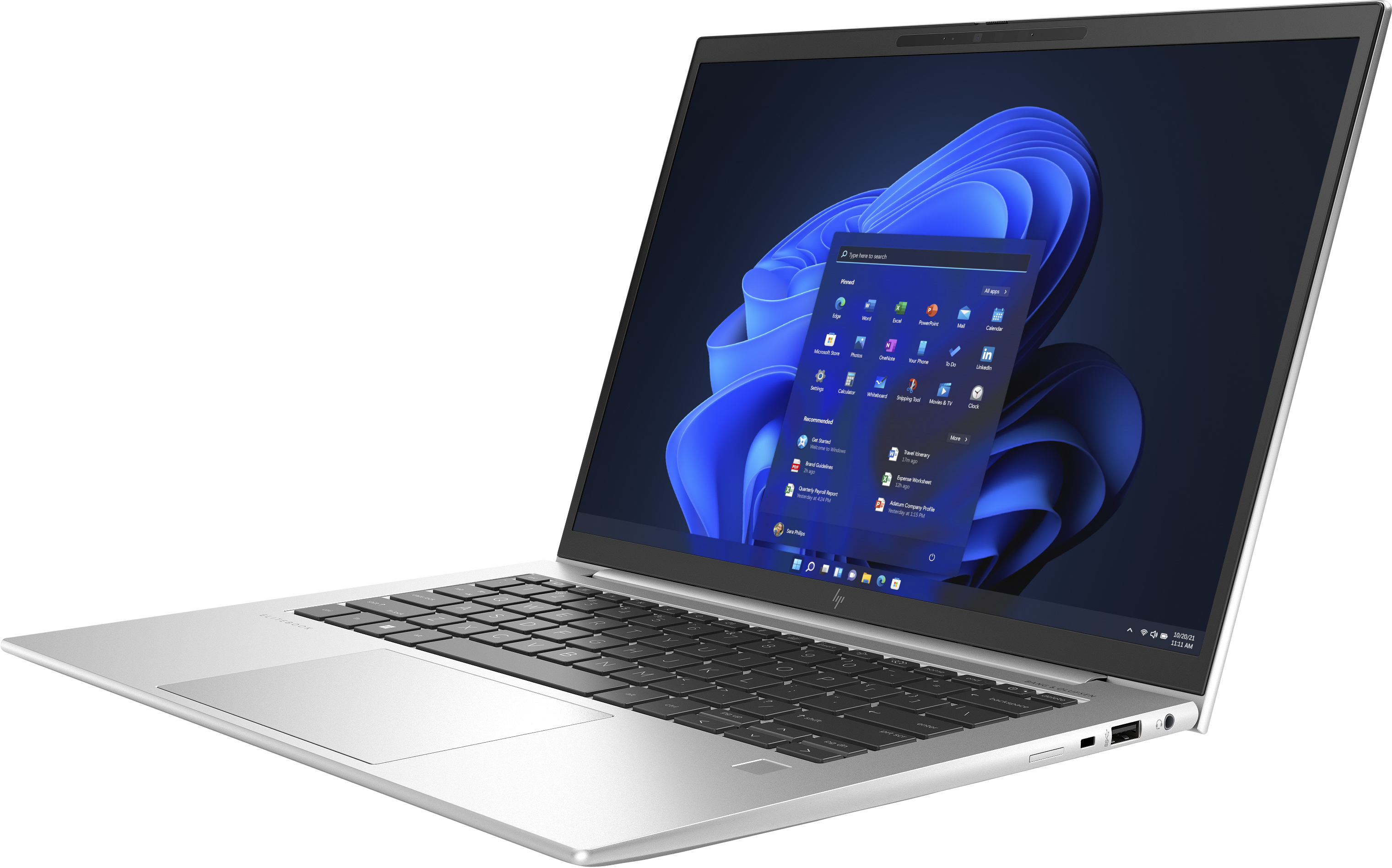 Un laptop argentato aperto, mostra un'interfaccia Windows su sfondo scuro.