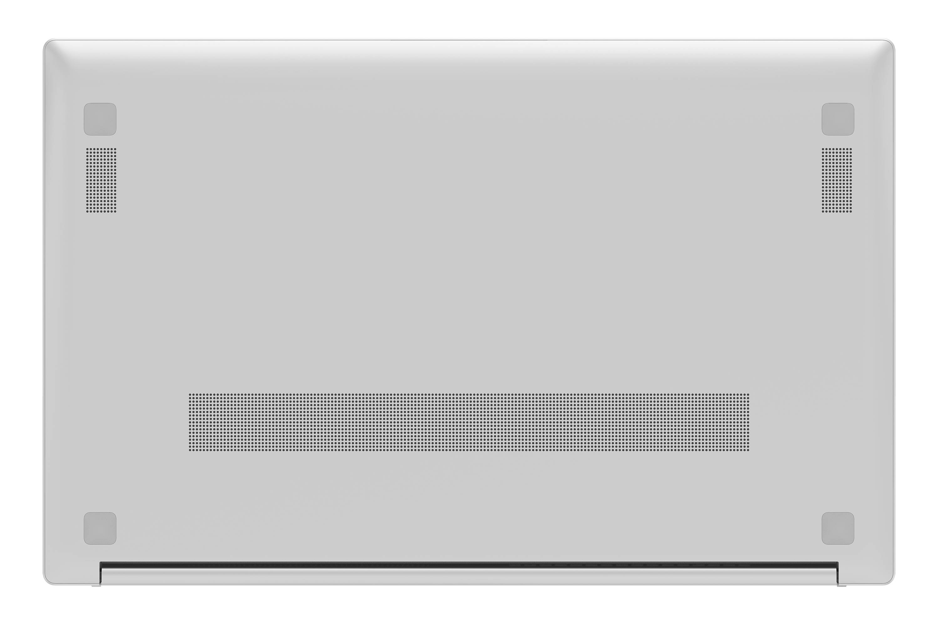 La parte inferiore di un laptop argentato con prese d'aria e piedini in gomma.