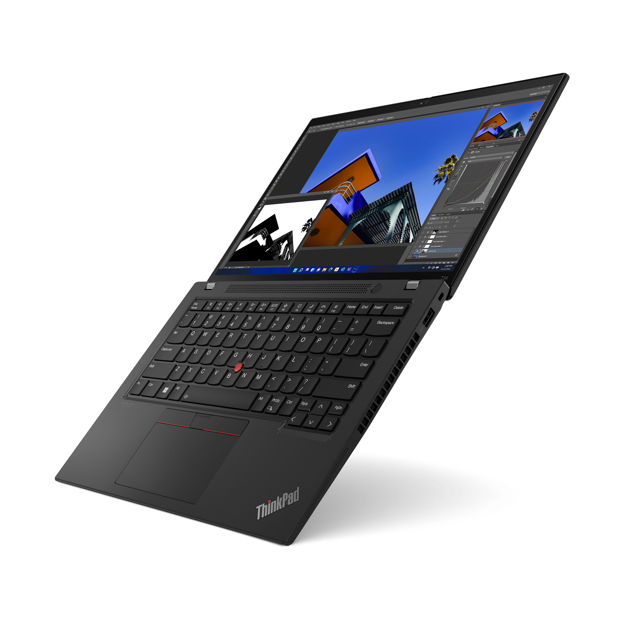 Schwarzes ThinkPad-Laptop, geöffnet, zeigt einen Bildschirm mit Bildbearbeitungssoftware.