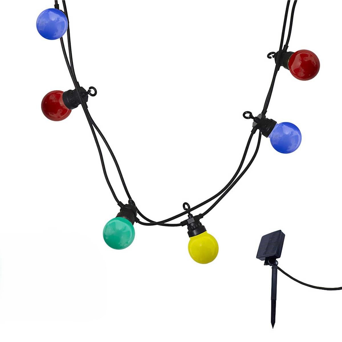 Lichterkette mit bunten Glühbirnen und einem Solarpanel.