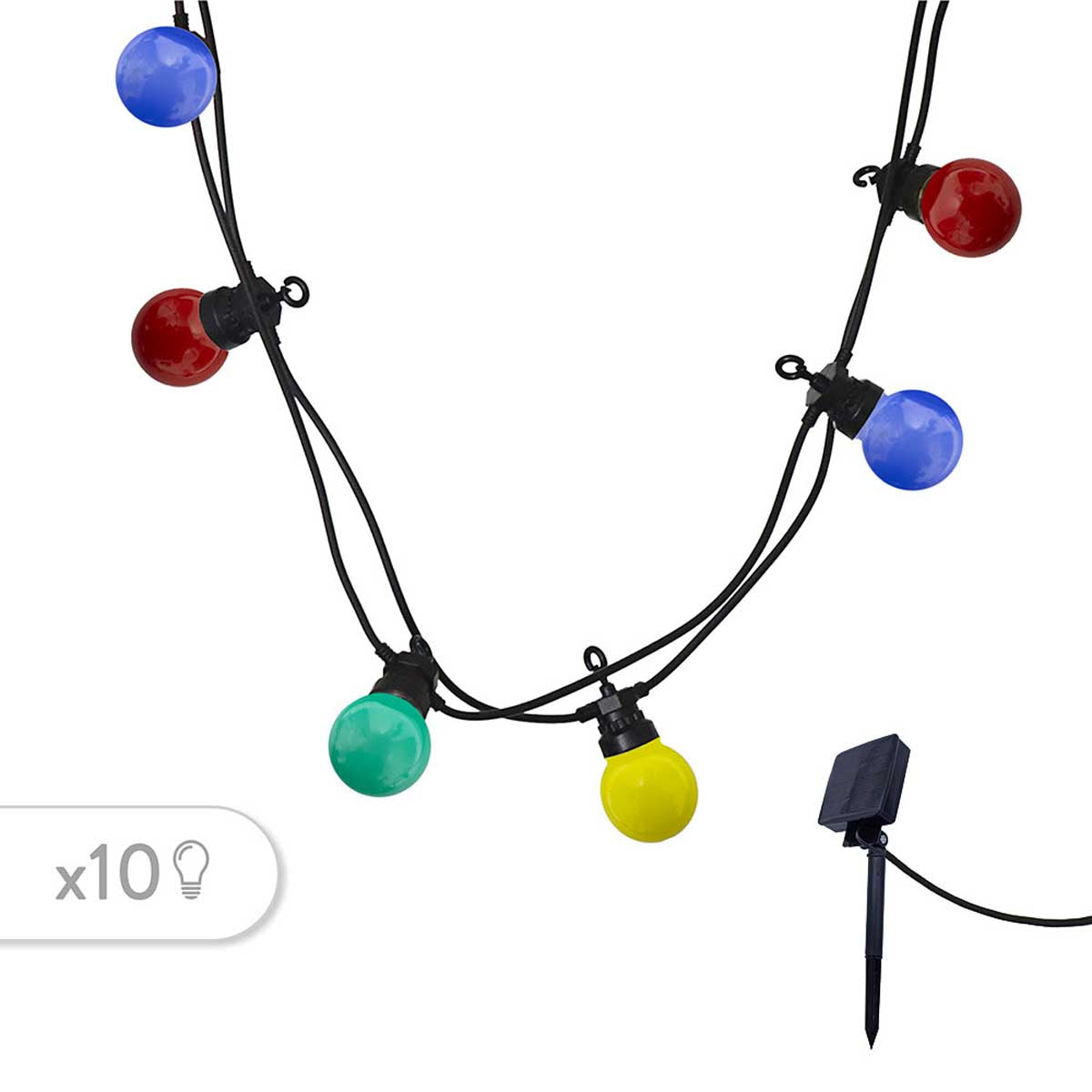 Kette bunter Lichter mit Solarpanel auf weißem Hintergrund.