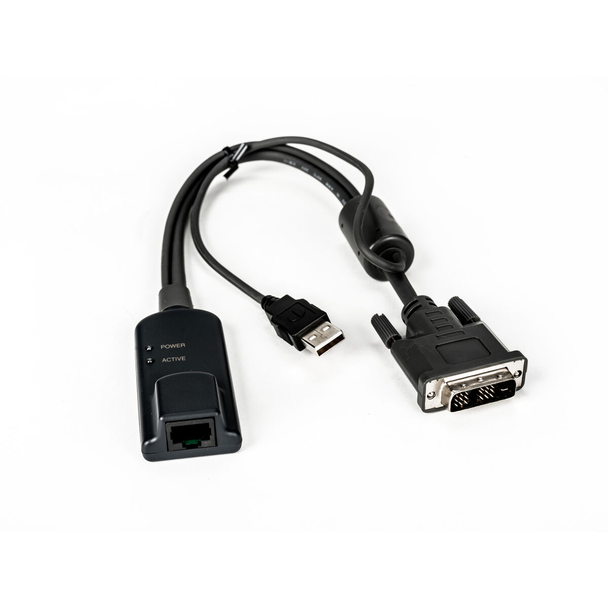 Ein schwarzes Kabel mit USB-, DVI-Anschluss und Ethernet-Port. Weißer Hintergrund.