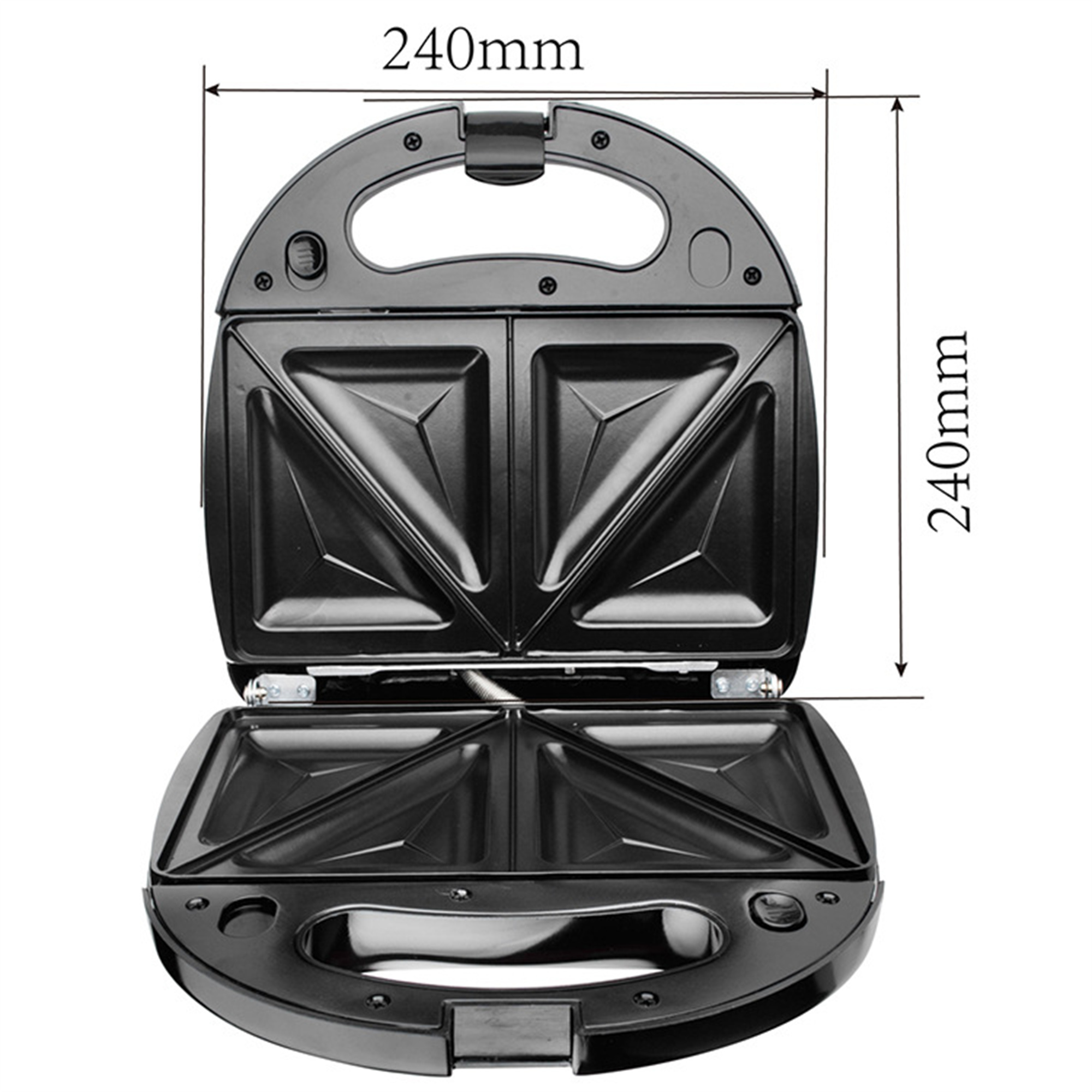 Schwarzer Sandwichmaker, offen, Abmessungen mit 240 mm markiert. Mit zwei quadratischen Kochplatten mit dreieckigen Abschnitten.