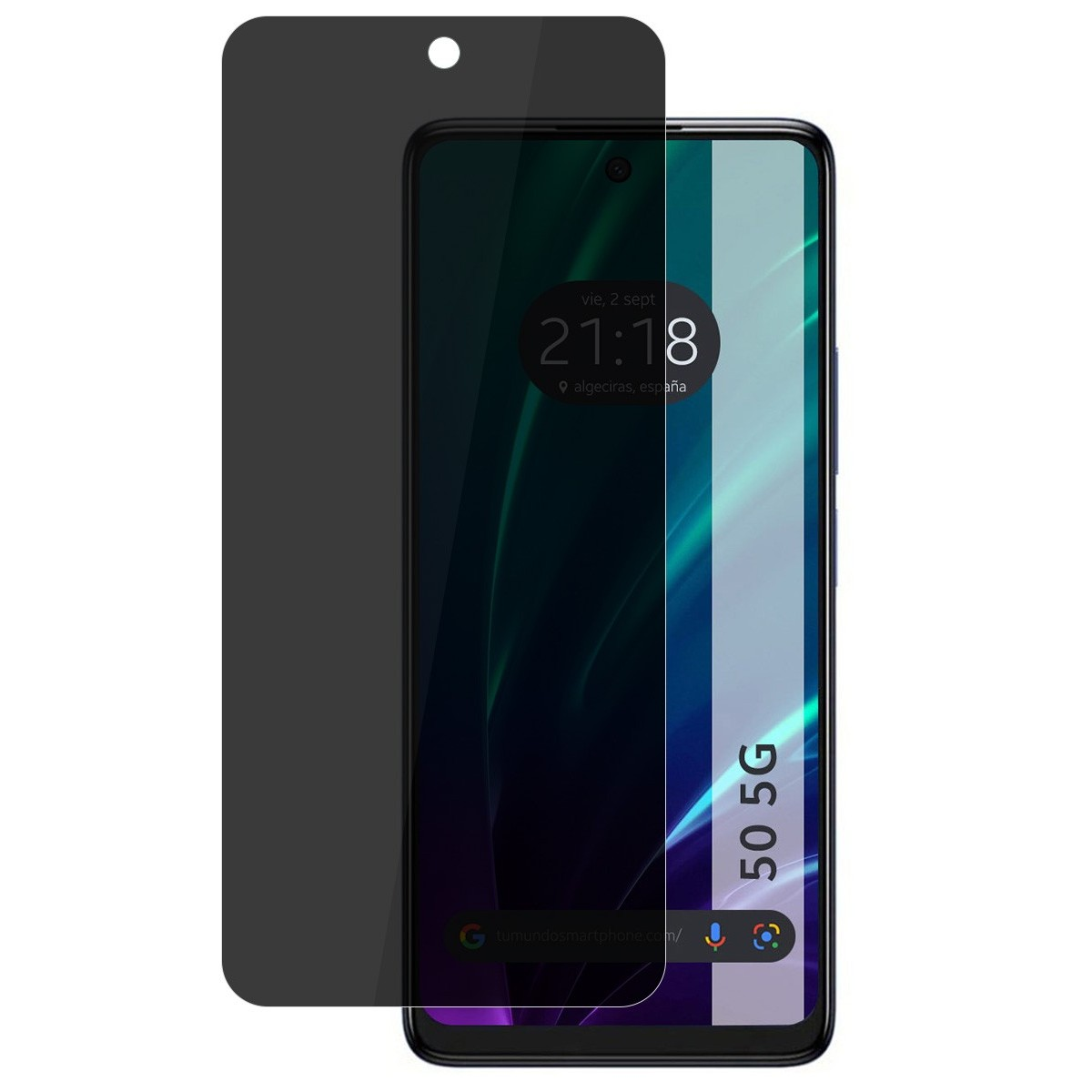Uno smartphone con un proteggi schermo applicato, che mostra l'ora e la posizione.
