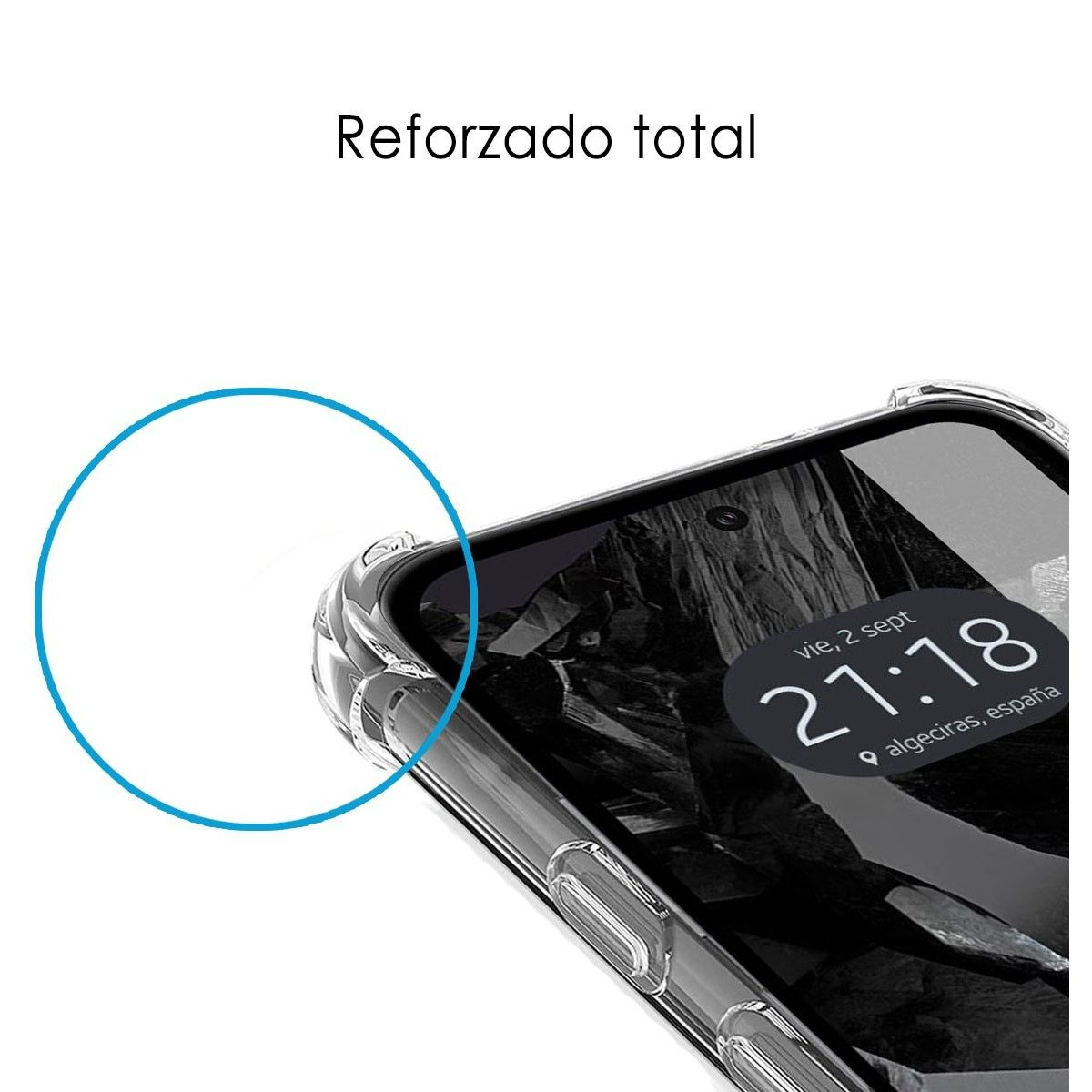 Primer plano de un teléfono en una funda protectora transparente. El texto 'Reforzado total' arriba.
