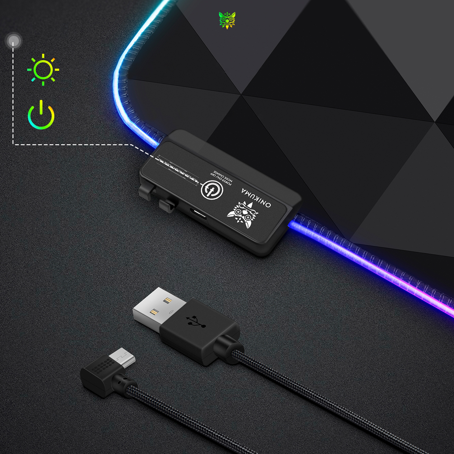 Una alfombrilla de ratón para juegos con iluminación RGB, un cable USB y un botón de encendido.