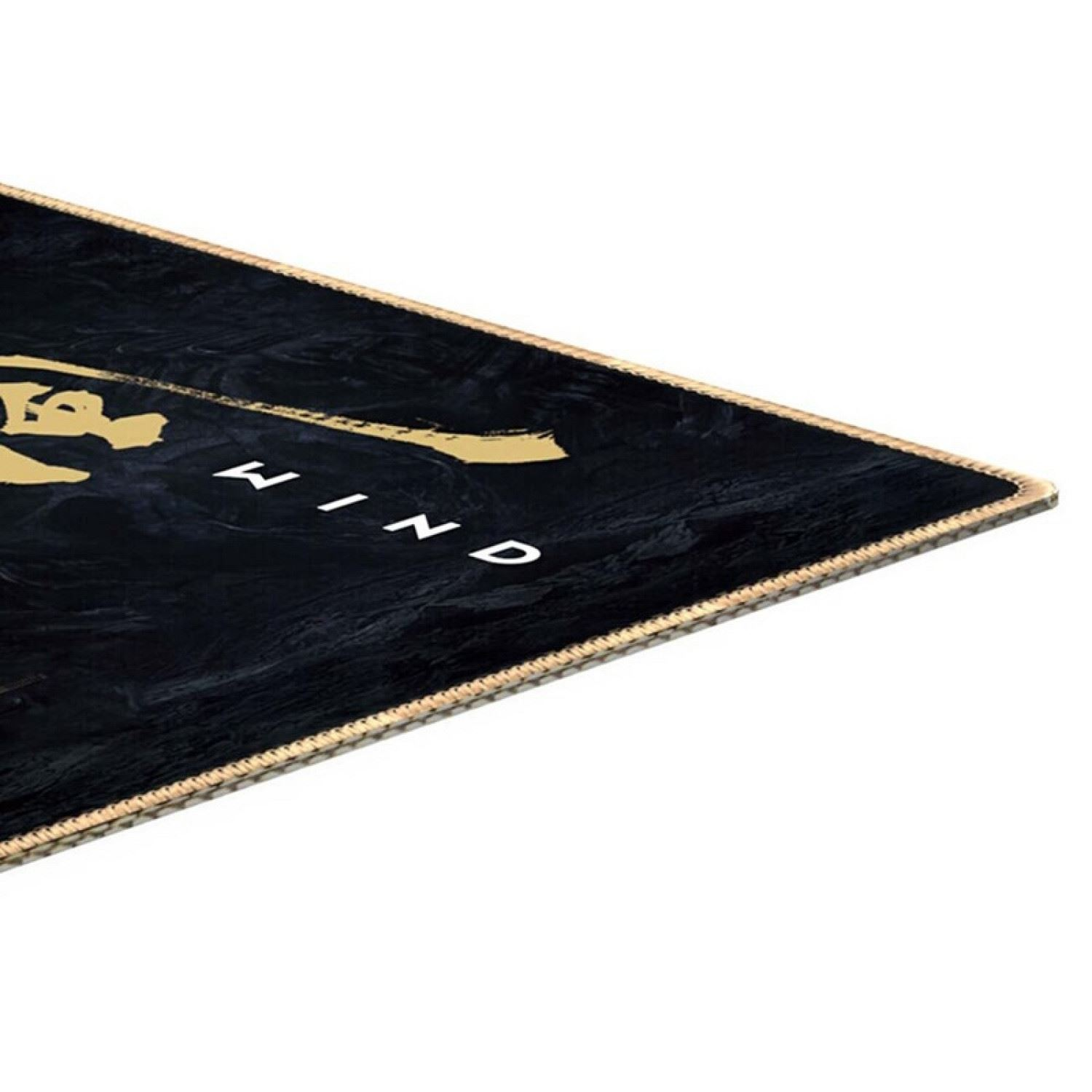 Alfombrilla de ratón negra con borde dorado. Texto dorado 'WIND' en la alfombrilla.