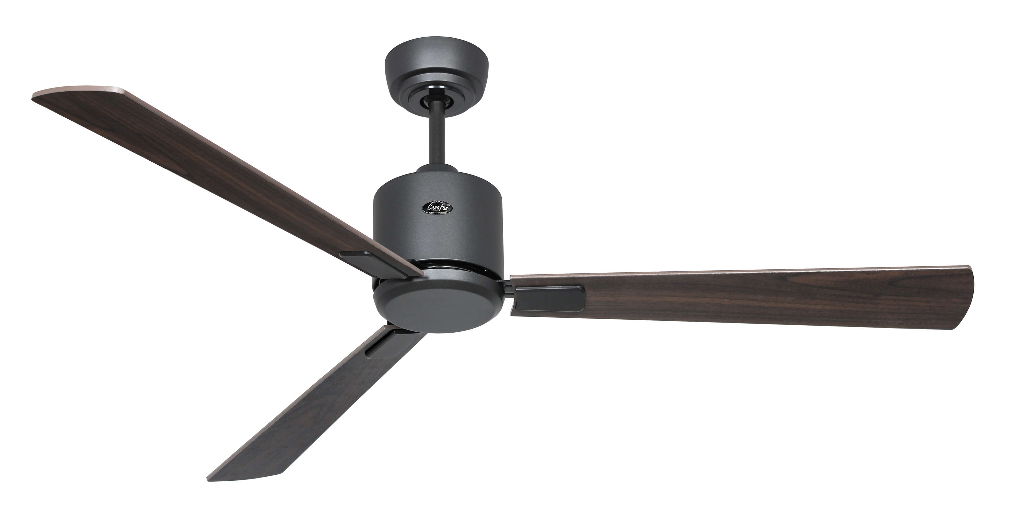 Ventilatore da soffitto nero con tre pale in legno, su sfondo bianco.