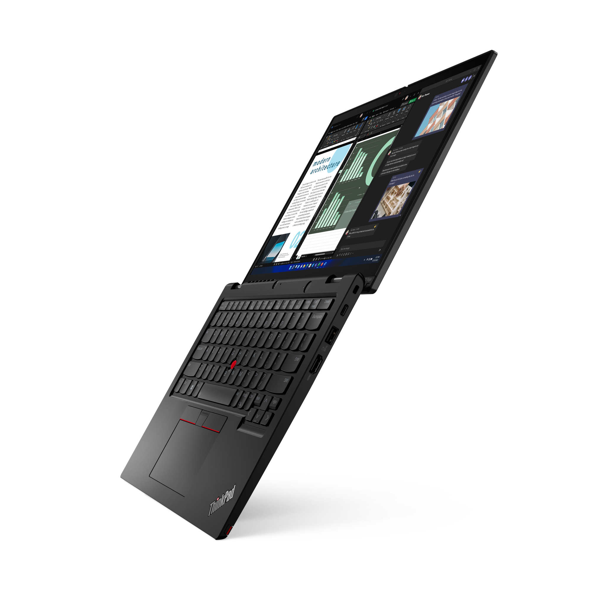 Zwarte ThinkPad-laptop schuin, open. Scherm toont een webpagina. Toetsenbord en touchpad zijn zichtbaar.