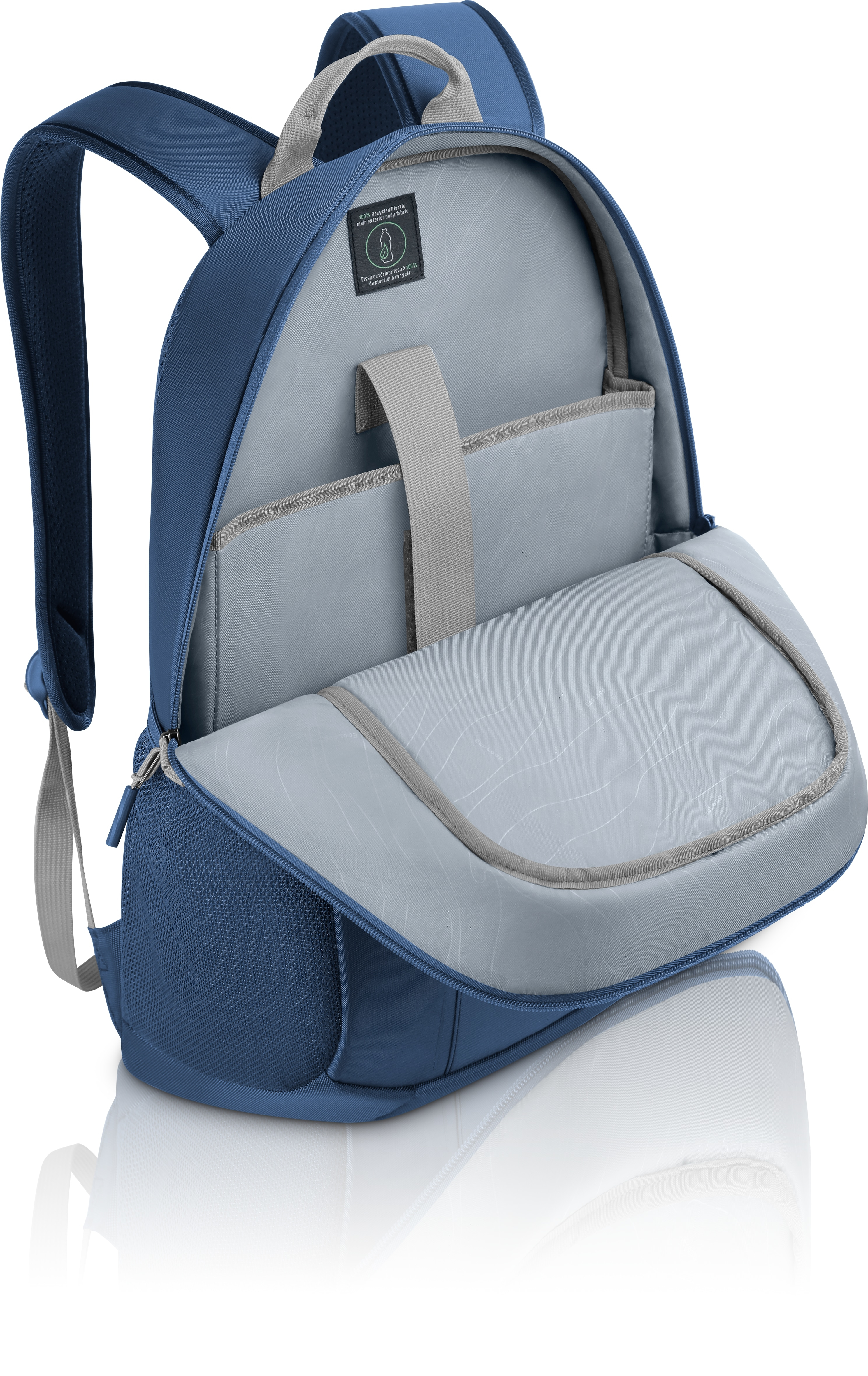 Blauer Rucksack mit offenem Fach, graues Innenfutter und Innentaschen, weißer Hintergrund.