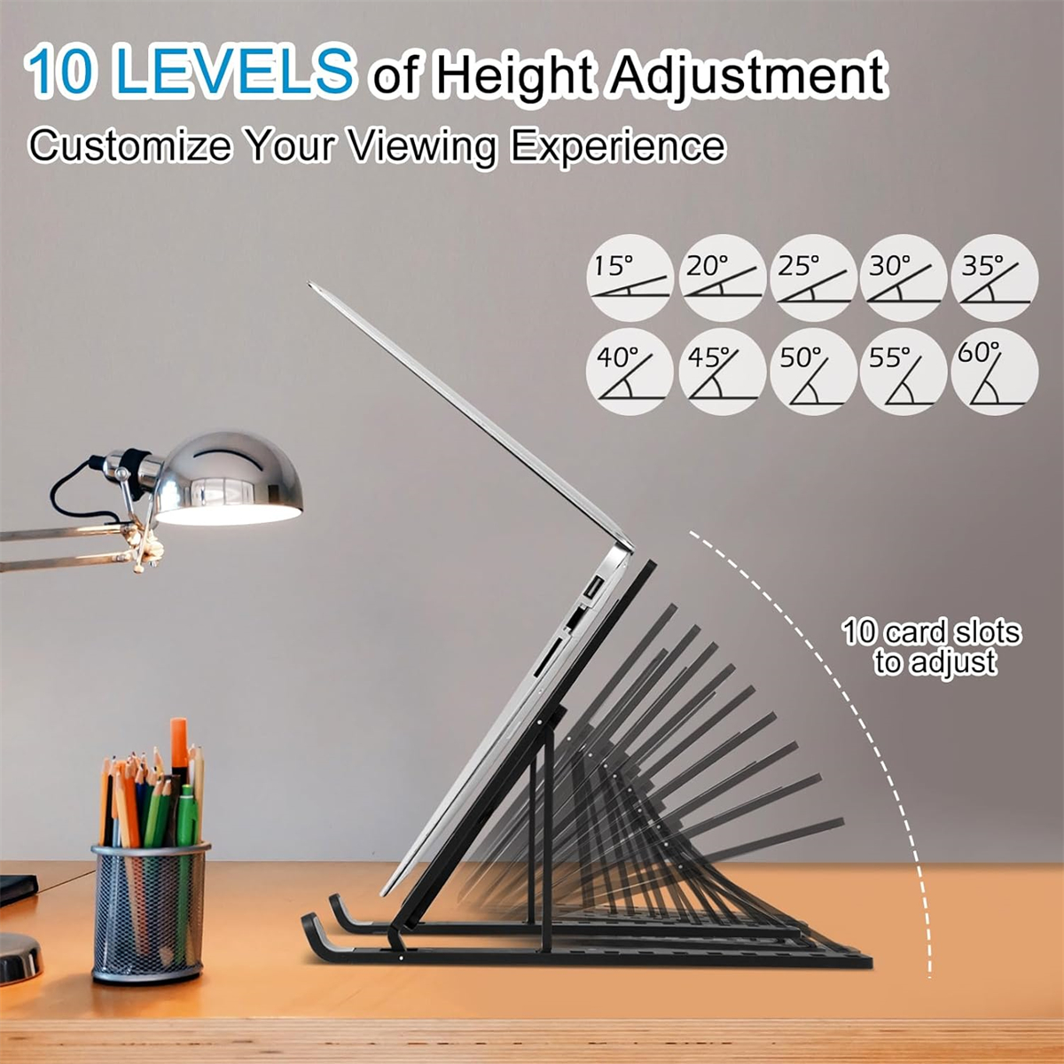 Laptopständer mit 10 verstellbaren Ebenen. Ein Laptop steht auf dem Ständer. Schreibtisch im Hintergrund.