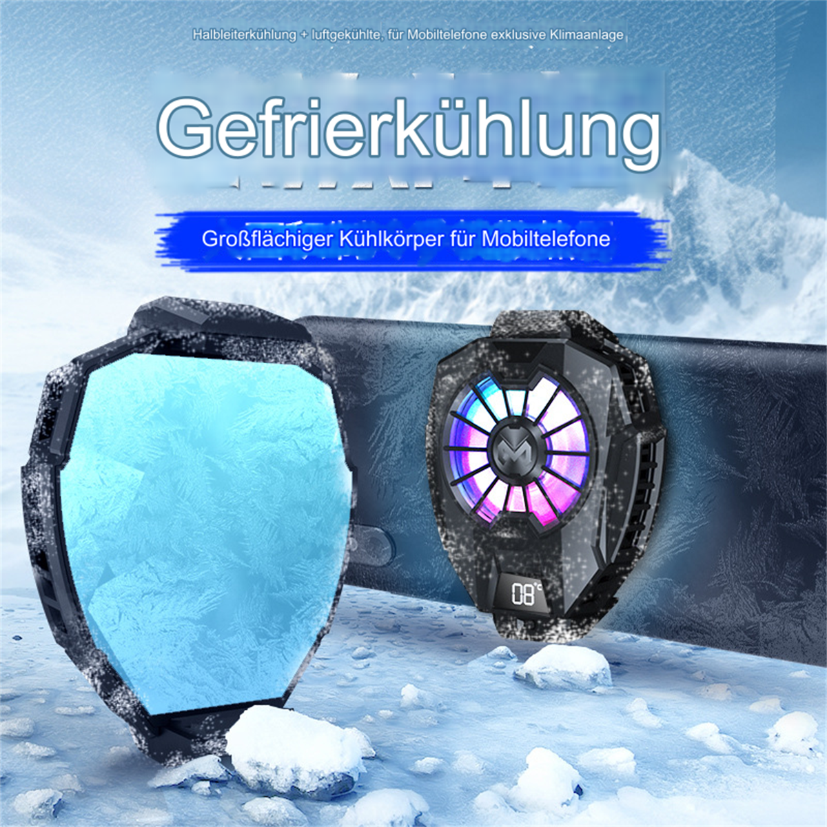 Zwei schwarze Kühlgeräte mit eisartigen blauen Oberflächen auf einer schneebedeckten Fläche.