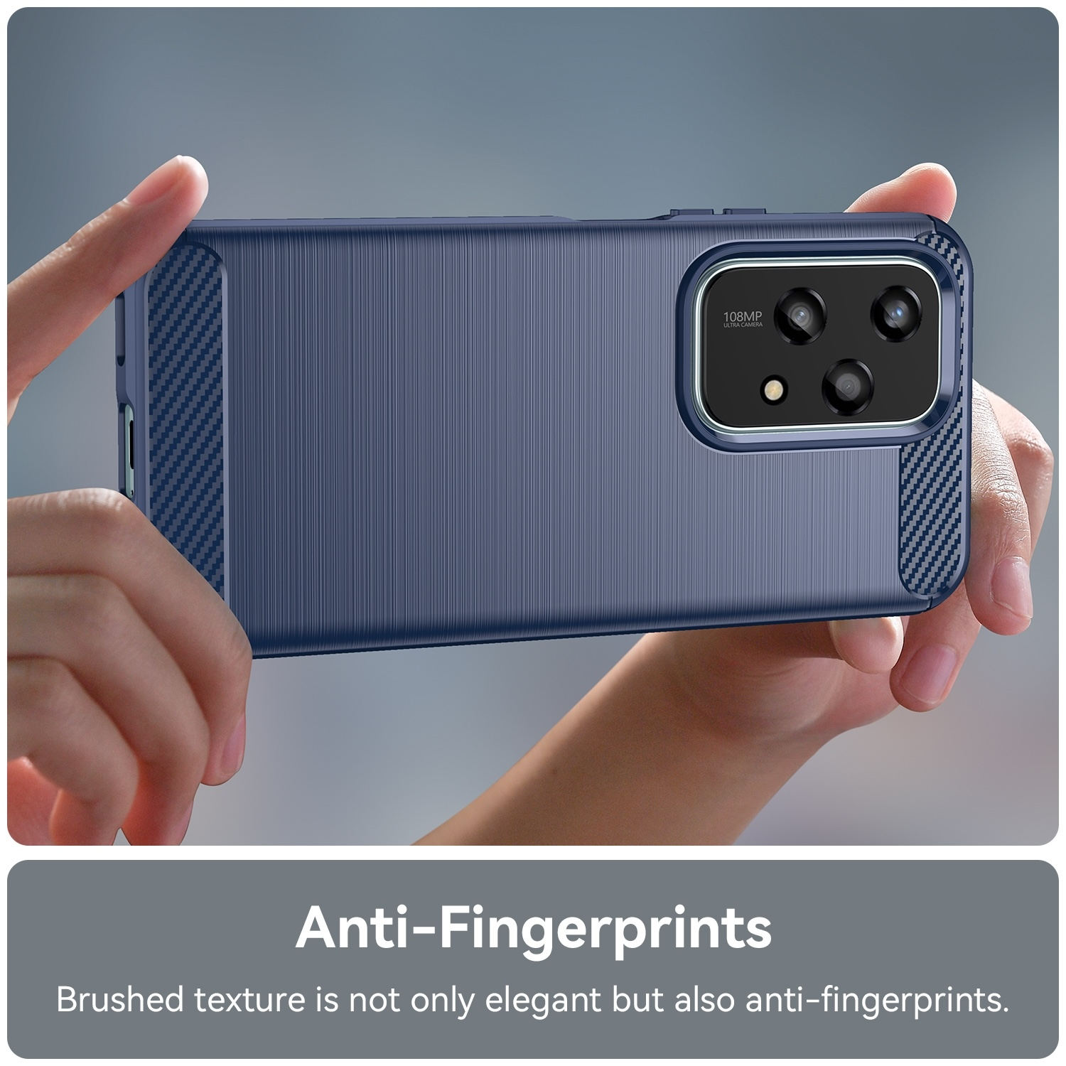 Eine blaue Handyhülle, gehalten von zwei Händen; Text: 'Anti-Fingerprints'.