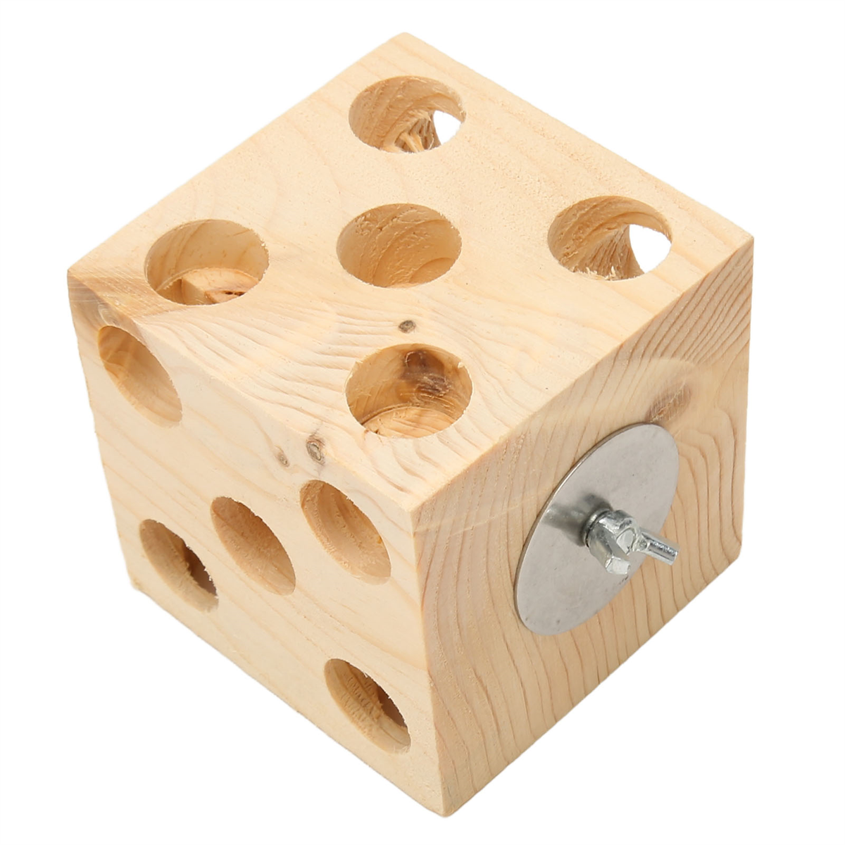 Holzwürfel mit Löchern und einer Metallplatte, einer Schraube und einer Mutter.