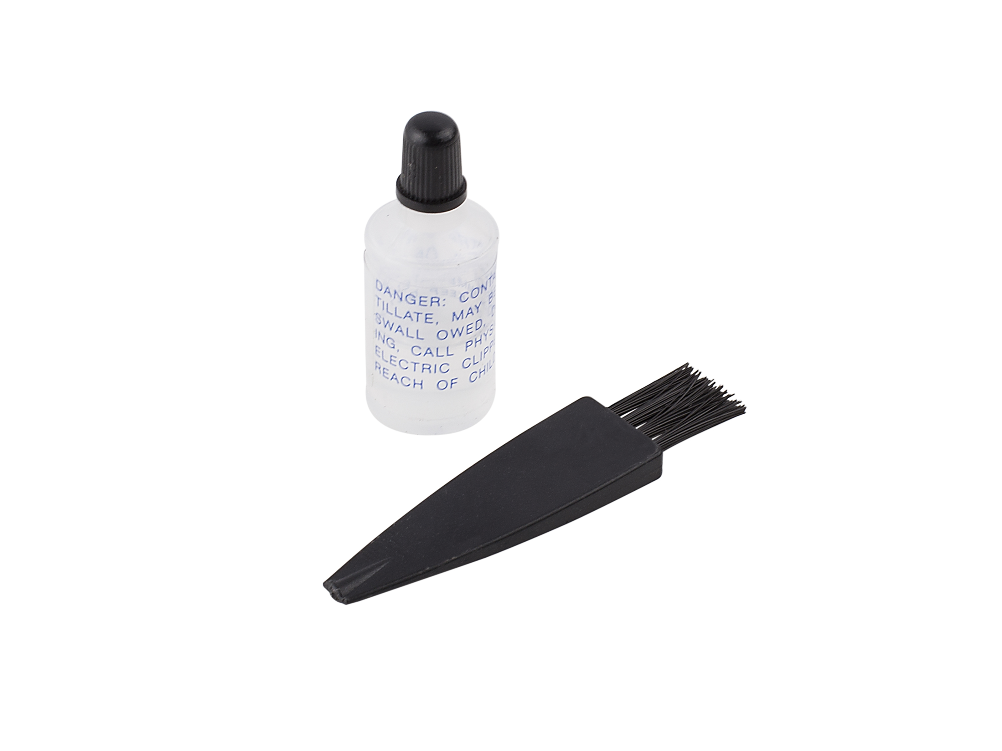 Piccola bottiglia con tappo nero e pennello nero. Su sfondo bianco.