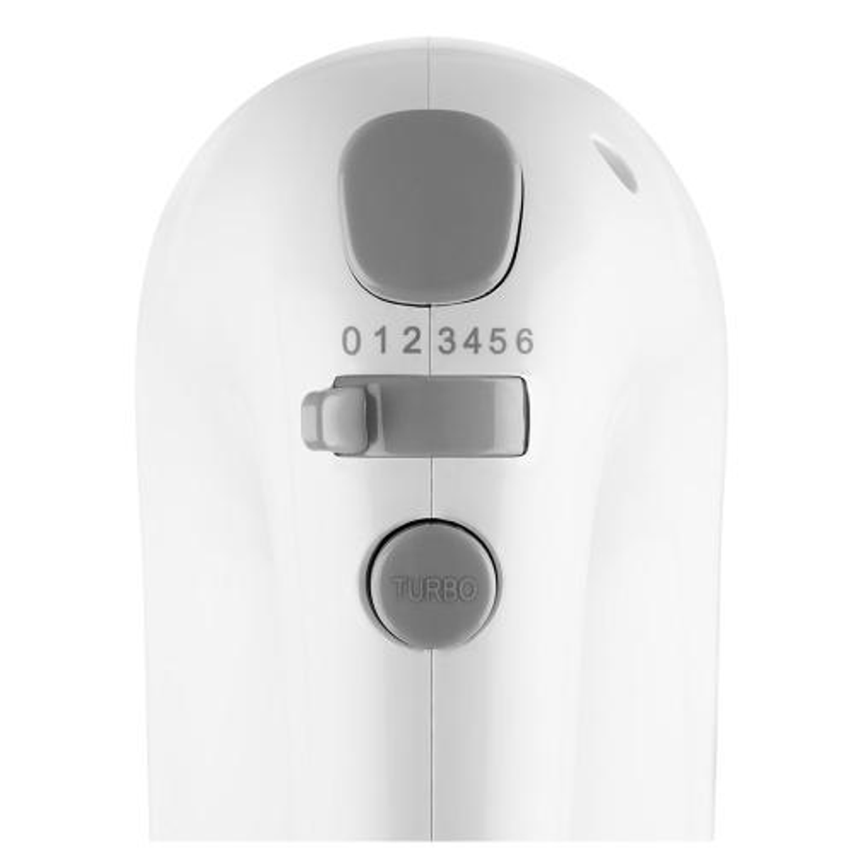 Primer plano de una batidora de mano blanca con botones grises etiquetados 0-6 y 'TURBO'. Fondo blanco.