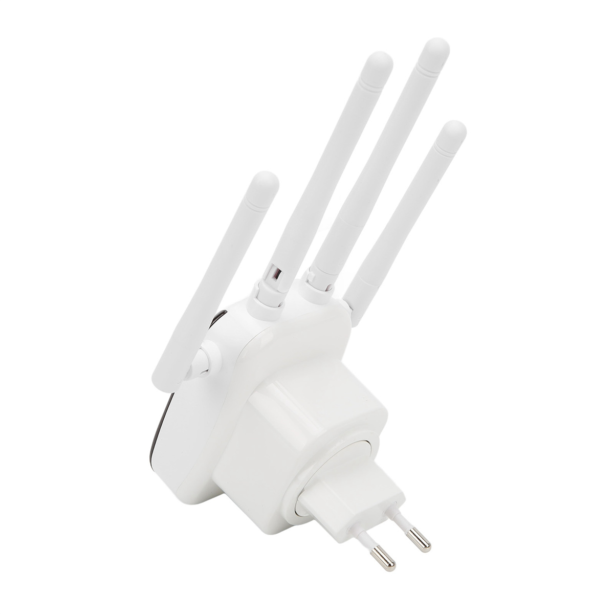 Weißer Wi-Fi-Extender mit vier Antennen. Er hat einen Stecker für Steckdosen.