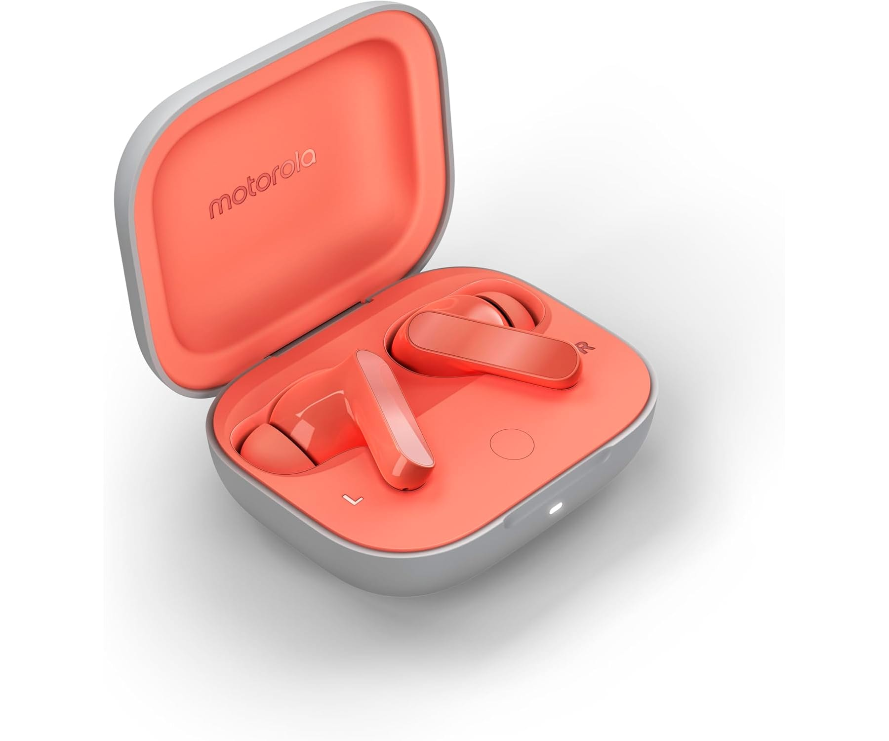 Słuchawki Motorola wewnątrz etui ładującego. Etui jest białe i różowe, słuchawki różowe.
