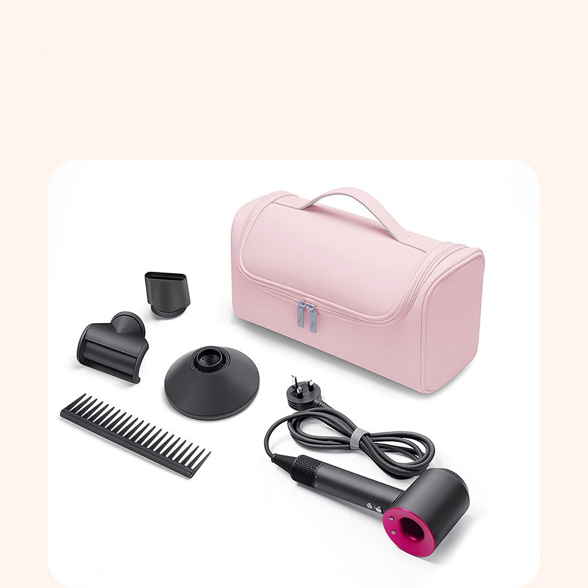 Eine rosa Reisetasche mit Haarstyling-Werkzeugen: Fön, Clips, Kamm und Aufsätze.