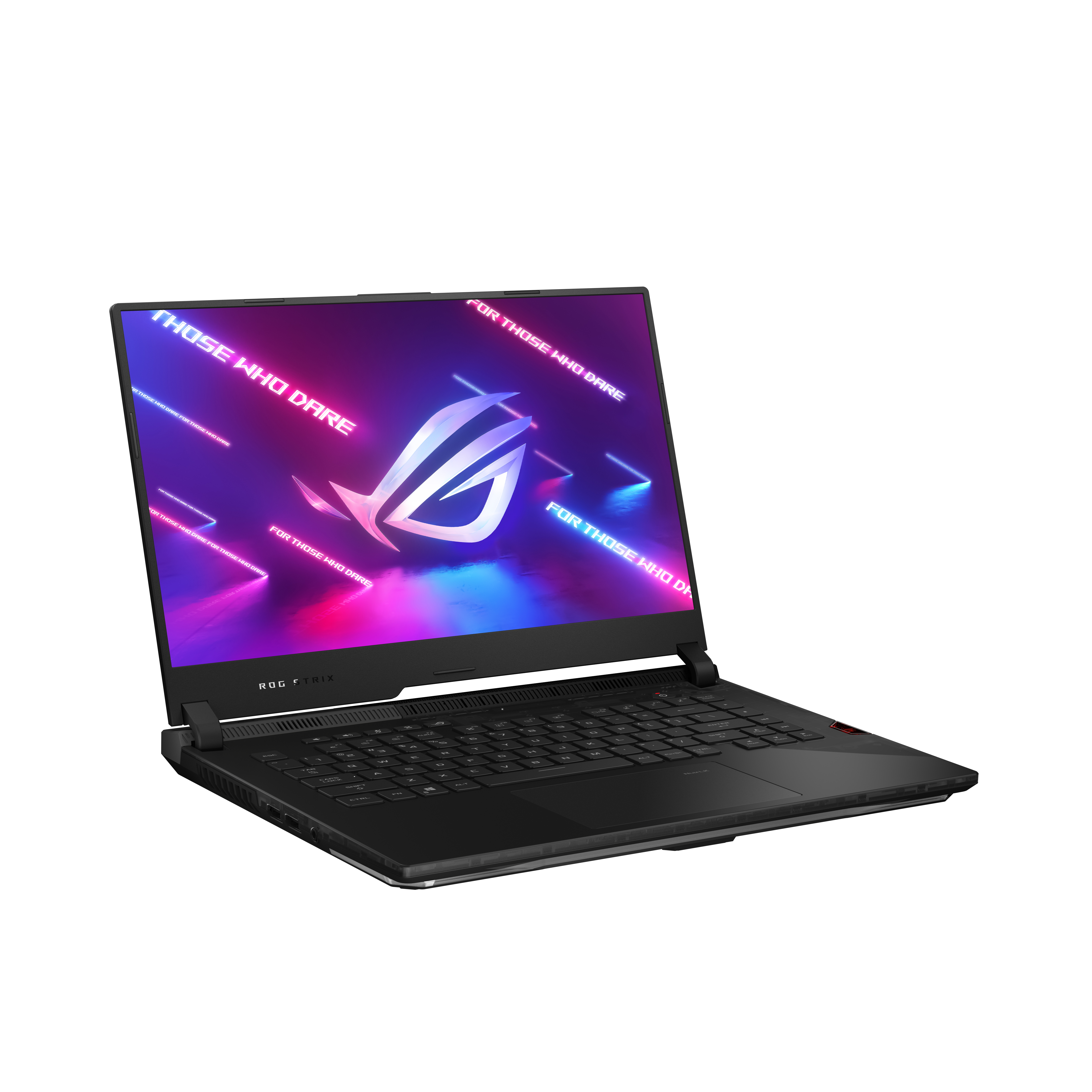 Laptop nero, aperto, logo ROG, schermo mostra testo, vista angolata.