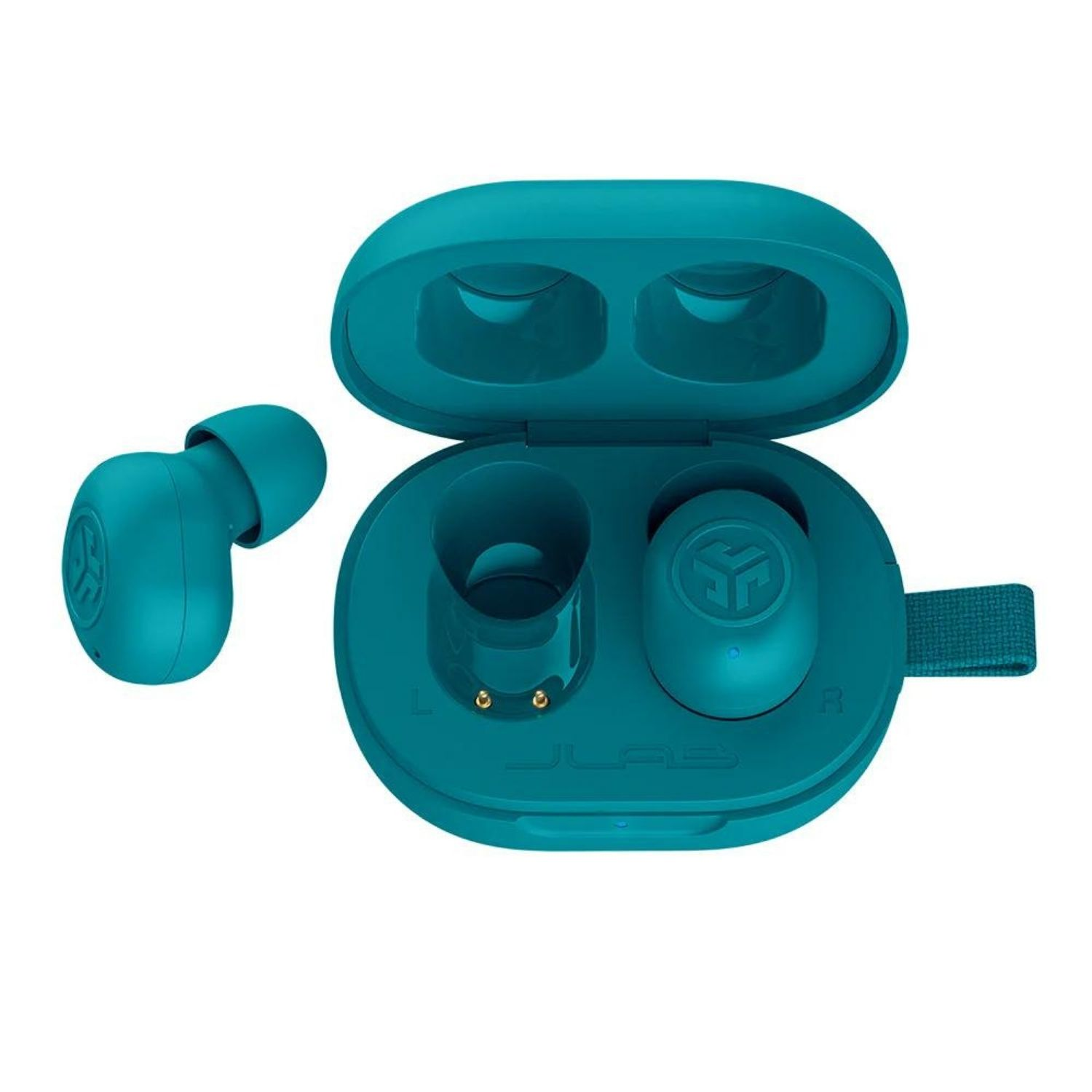 Auriculares inalámbricos turquesa en un estuche de carga turquesa, un auricular fuera del estuche.