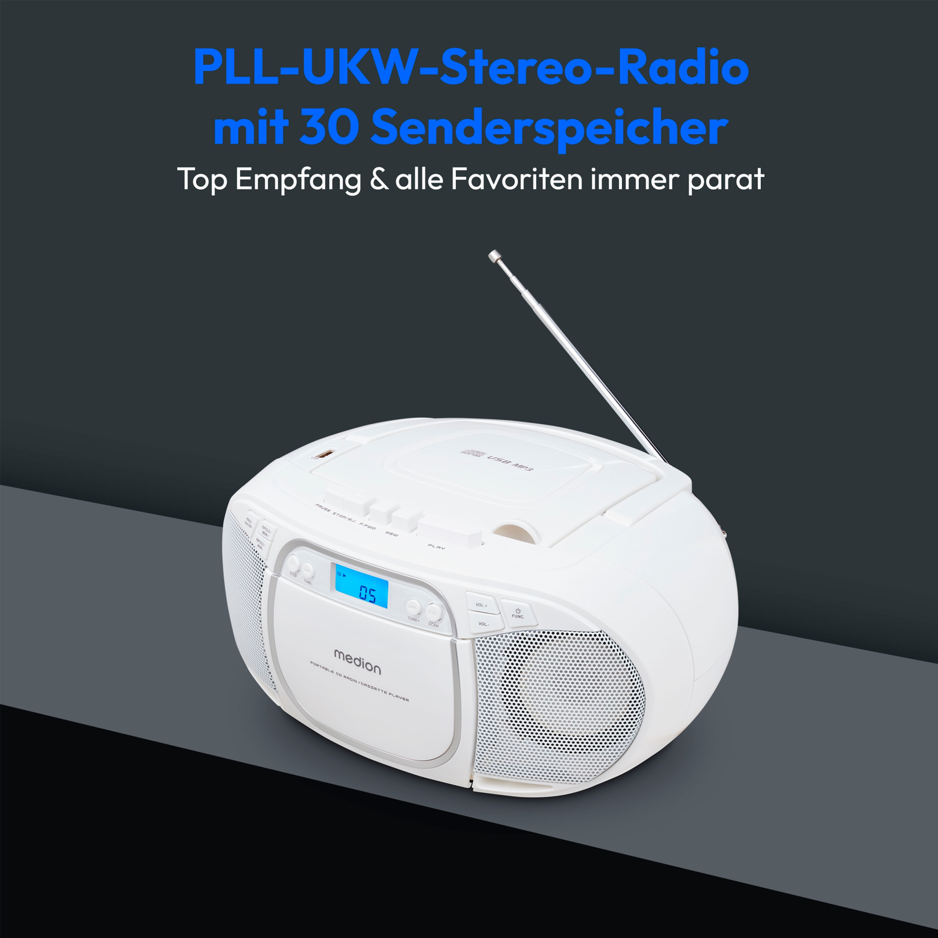 Ein weißes Radio mit Lautsprecher und blauem Display. Das Radio hat eine ausziehbare Antenne.