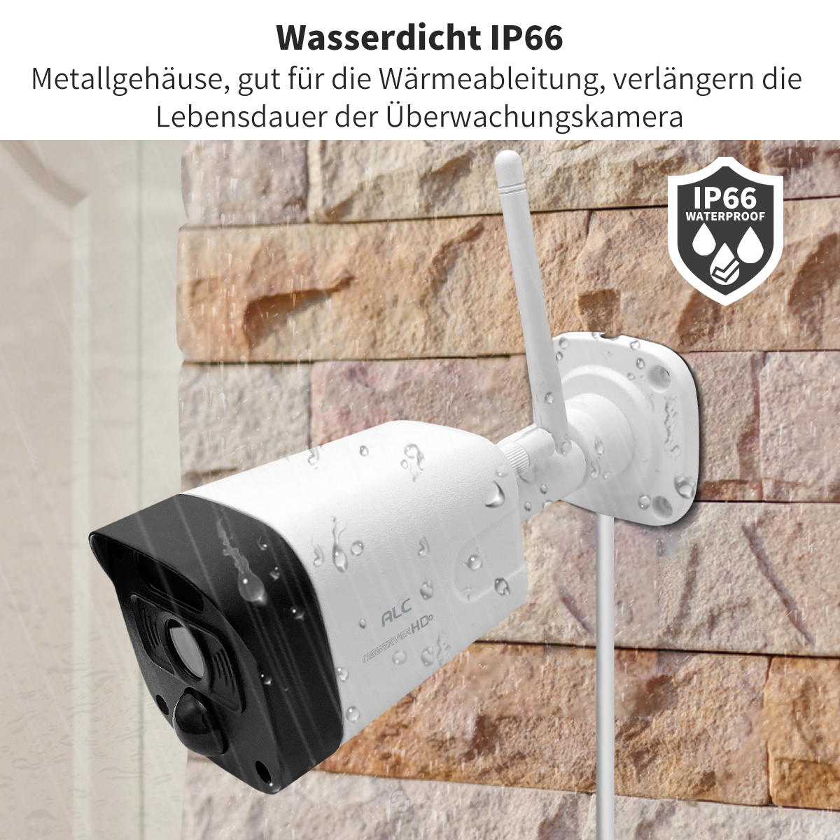 Eine weiße Überwachungskamera an einer Steinmauer, mit wasserdichtem Badge.