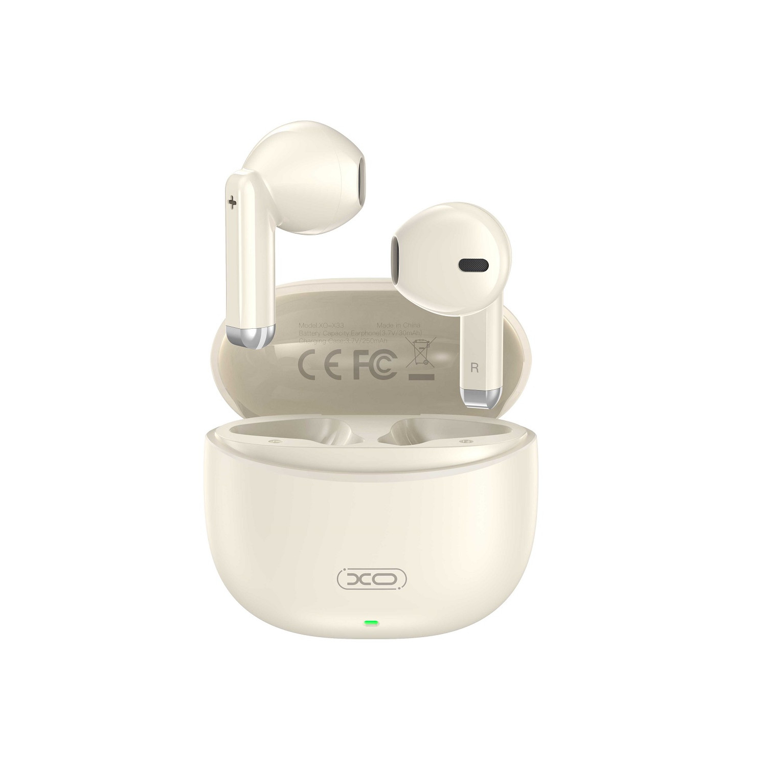 Auricolari wireless bianchi in una custodia di ricarica. Sfondo bianco. Primo piano.