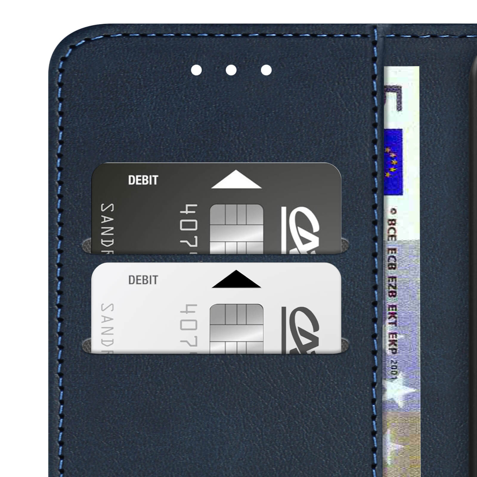 Custodia a portafoglio blu con carte di debito e una banconota da euro visibile.