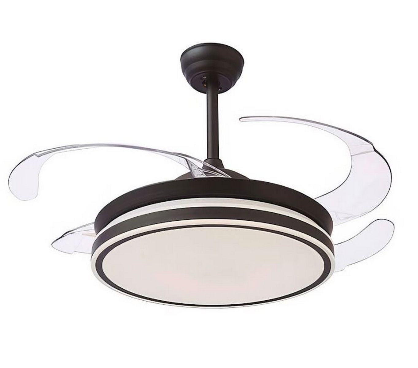 Ventilador de techo con aspas transparentes y luz. Color marrón oscuro.