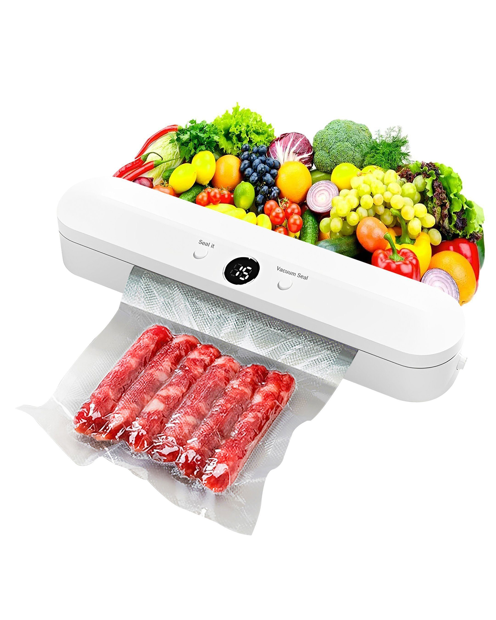 Weißes Vakuumiergerät mit Wurstverpackung. Verschiedenes Gemüse und Obst sind sichtbar.