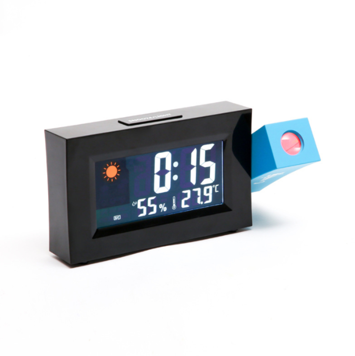 Schwarze Digitaluhr zeigt 0:15, Wettersymbol und 55% Luftfeuchtigkeit. Blaue Projektionseinheit.