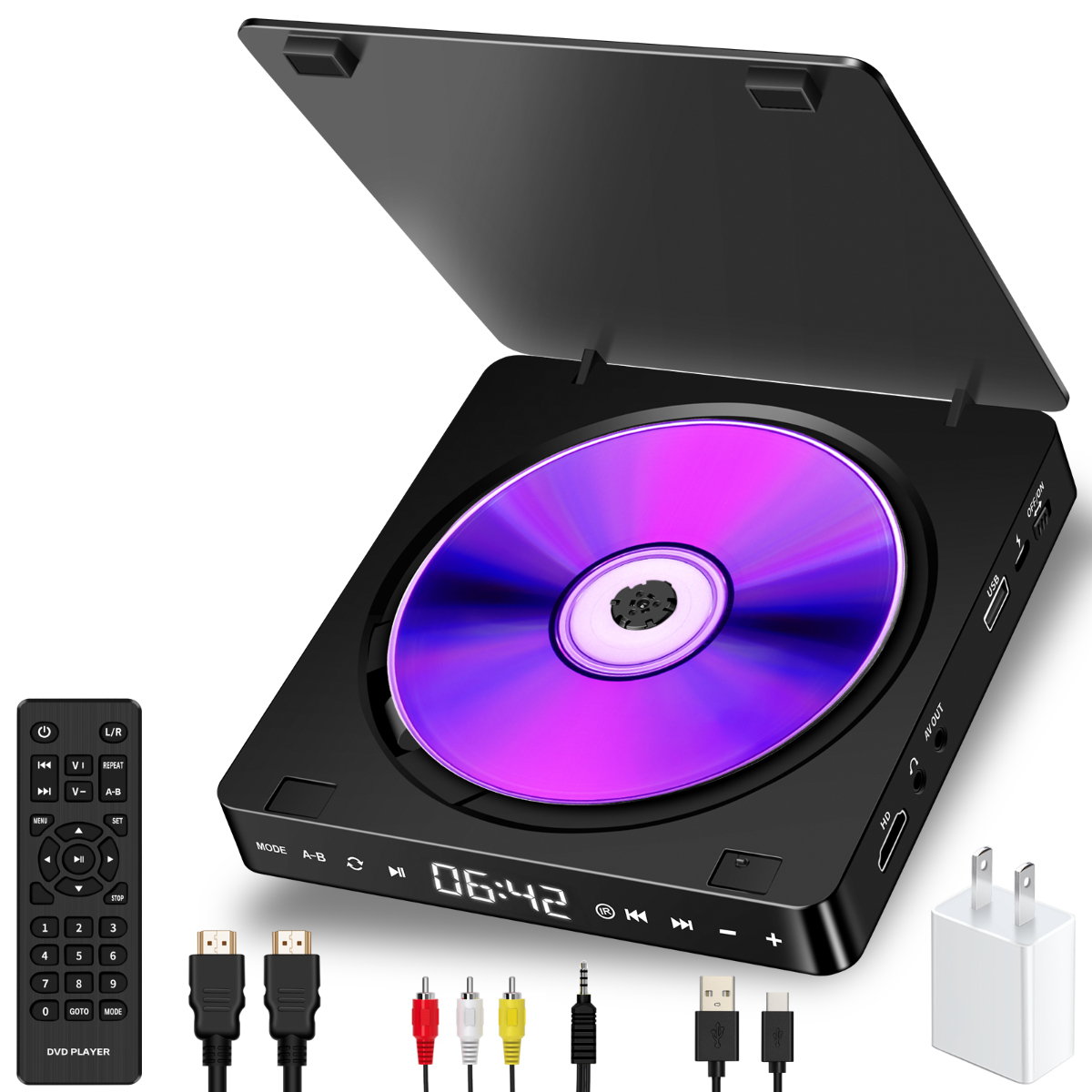 Schwarzer DVD-Player mit eingelegter Disc und Fernbedienung. Kabel und Netzteil daneben.