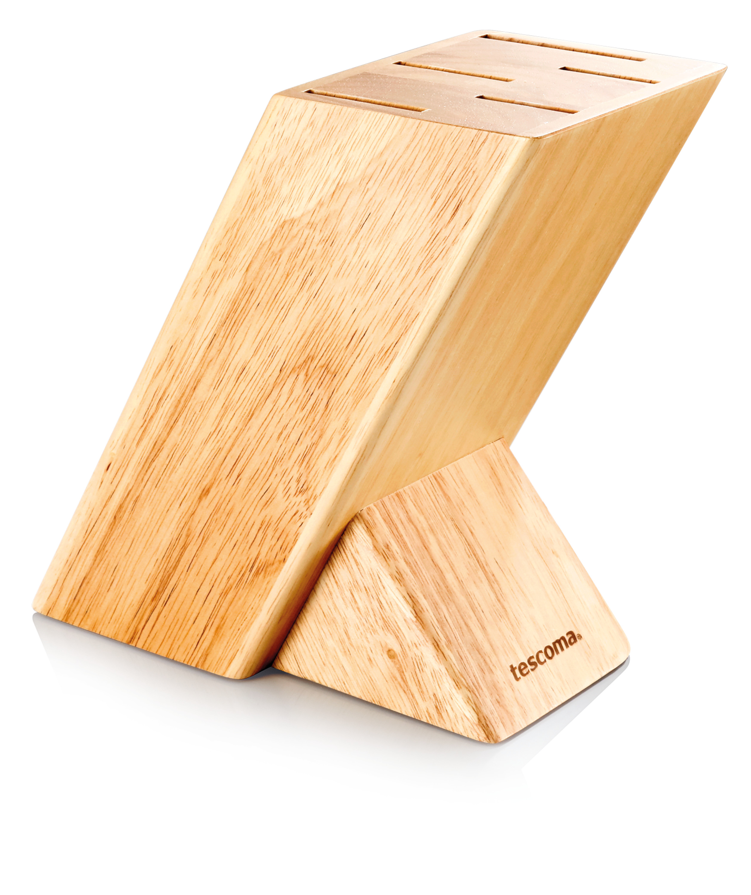 Messerblock aus Holz mit abgewinkelten Schlitzen, zeigt die Marke Tescoma.