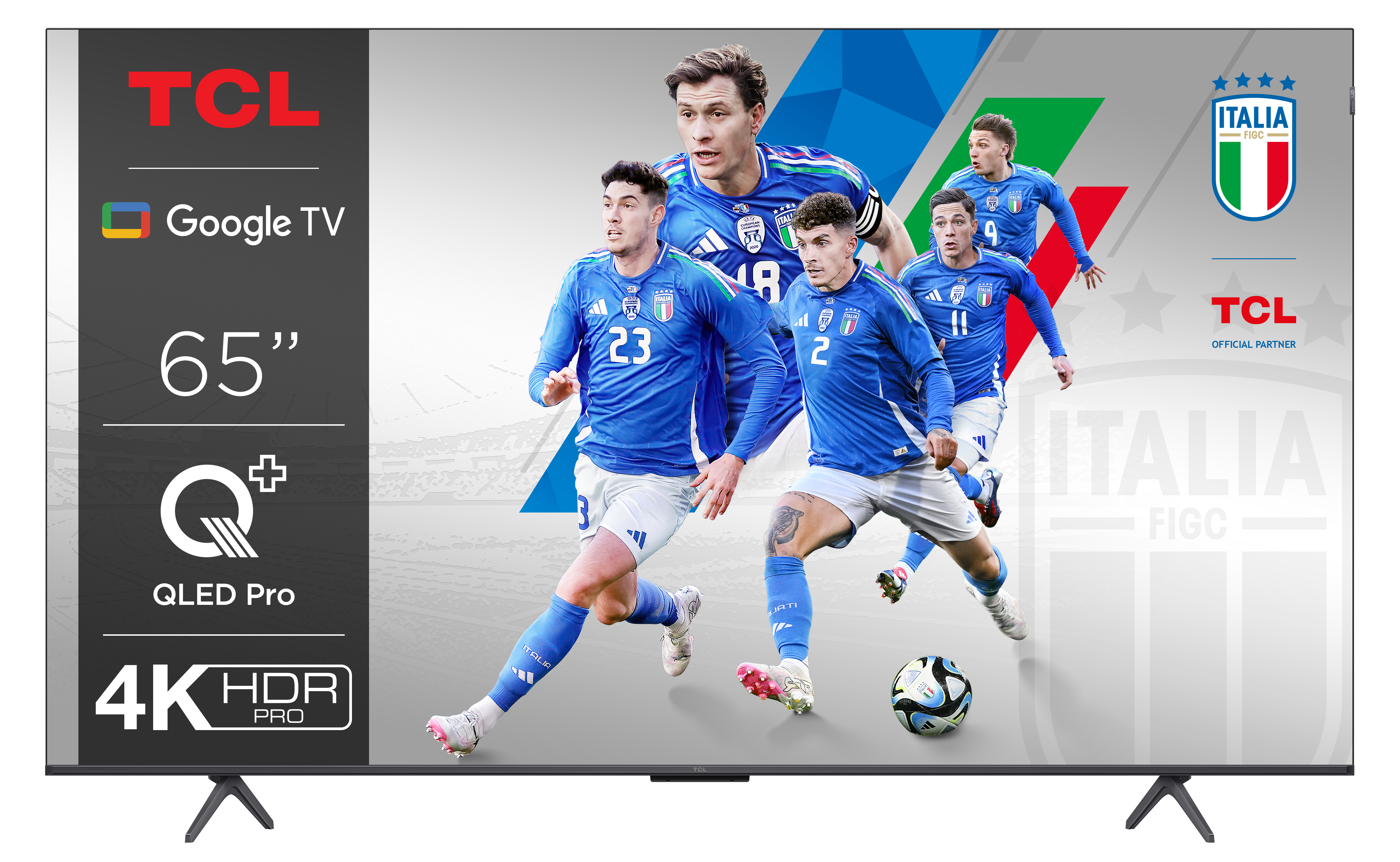 TV TCL 65", mostra giocatori di calcio in divise blu, con loghi 4K HDR Pro e Google TV.