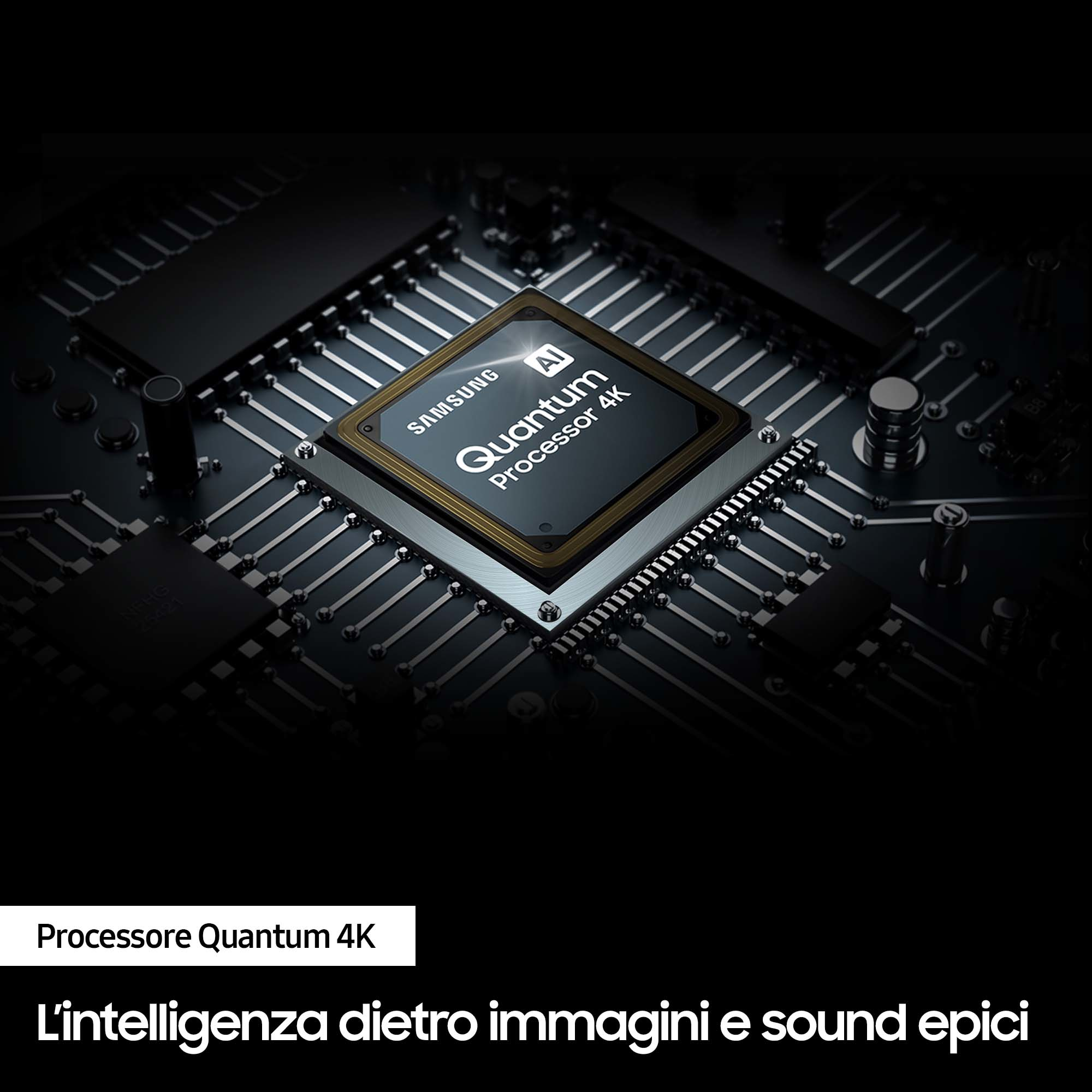 Zbliżenie procesora Samsung 4K Quantum na płytce drukowanej, z tekstem poniżej.
