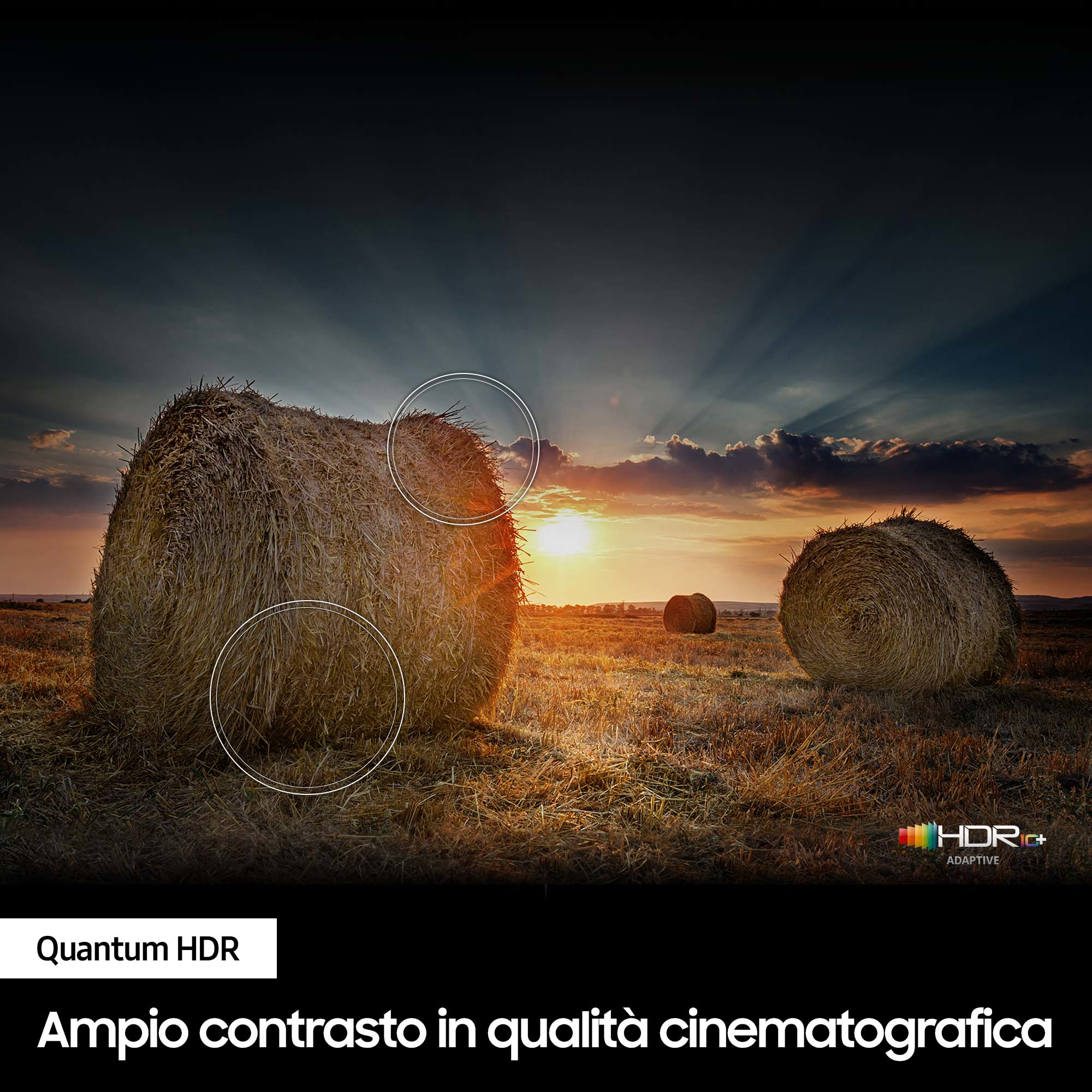 Bale siana na polu o zachodzie słońca, z jasnym niebem i tekstem HDR+.