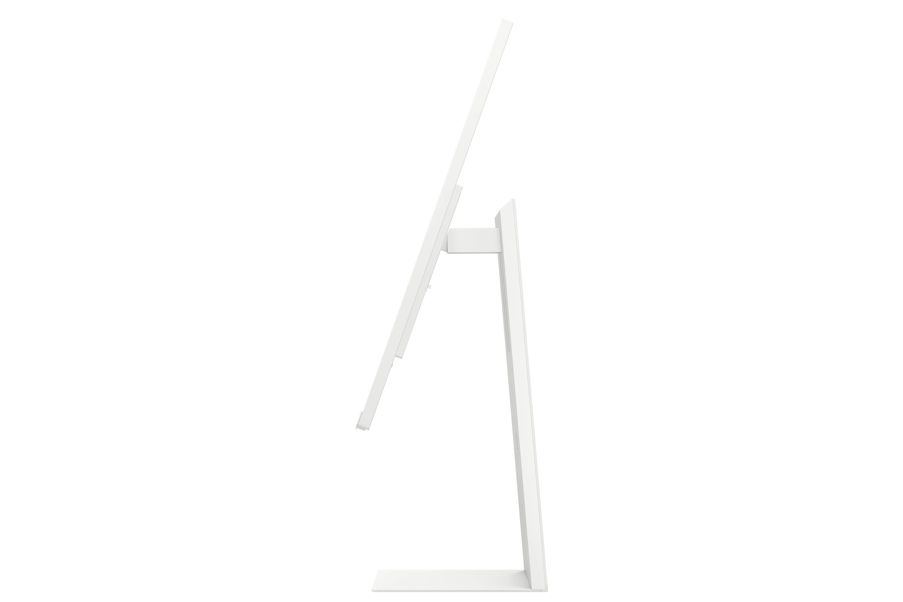 Un monitor bianco, vista laterale, con un supporto bianco, leggermente inclinato.