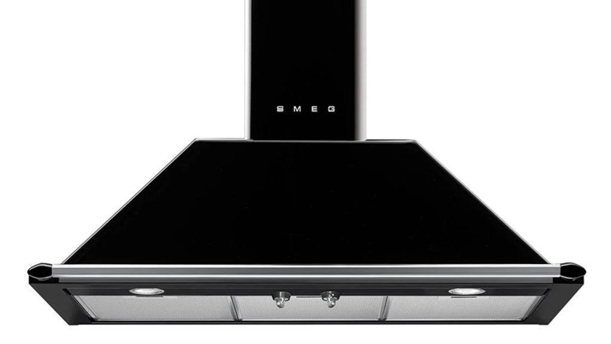 Cappa SMEG nera con tre luci e cornice in acciaio inox. Sfondo bianco.