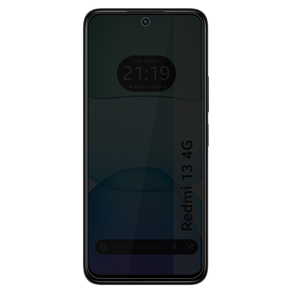 Smartphone con schermo scuro che mostra ora, data e posizione. Testo Redmi 13 4G sul lato.