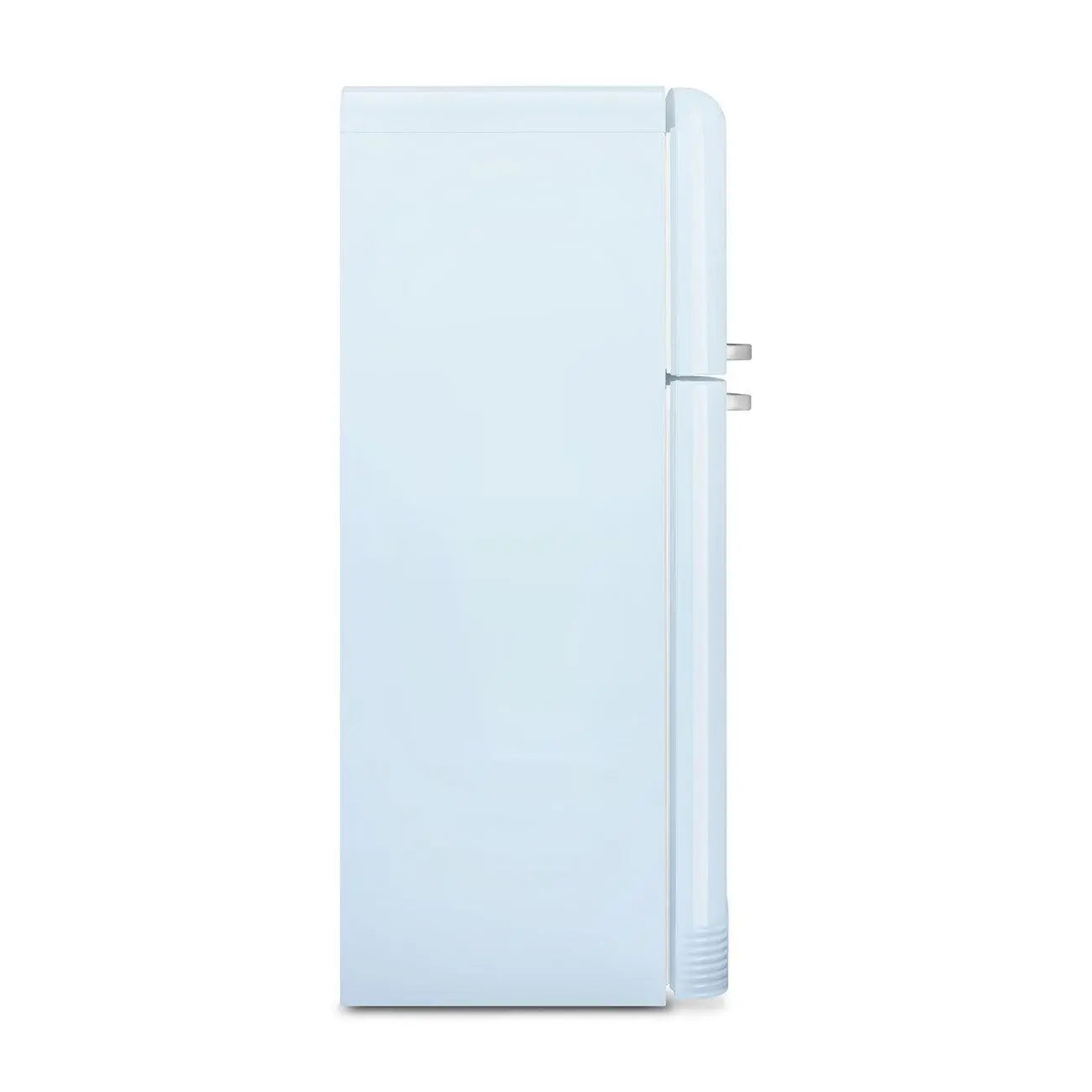 Un refrigerador azul claro desde la vista lateral. Está aislado.