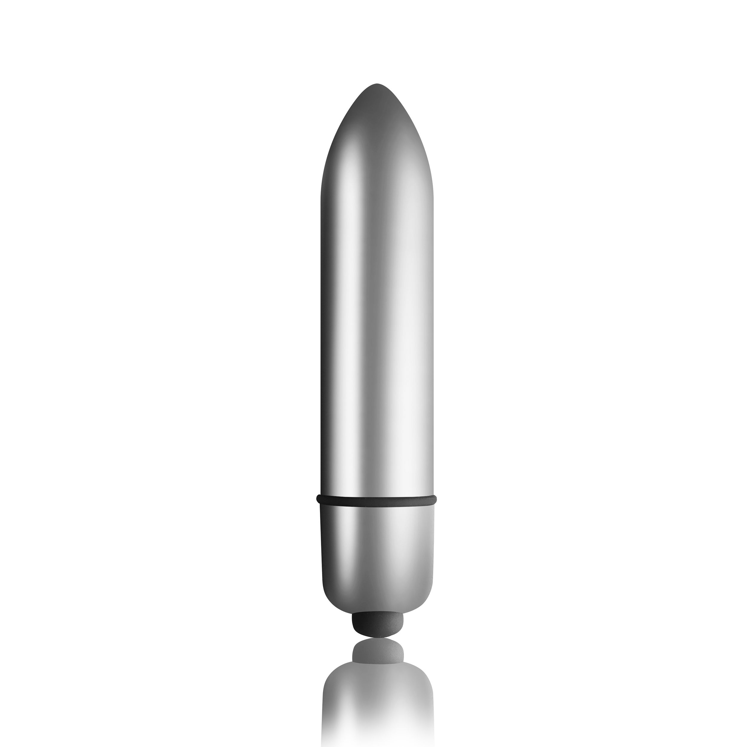 Silberner Vibrator auf weißer Oberfläche.