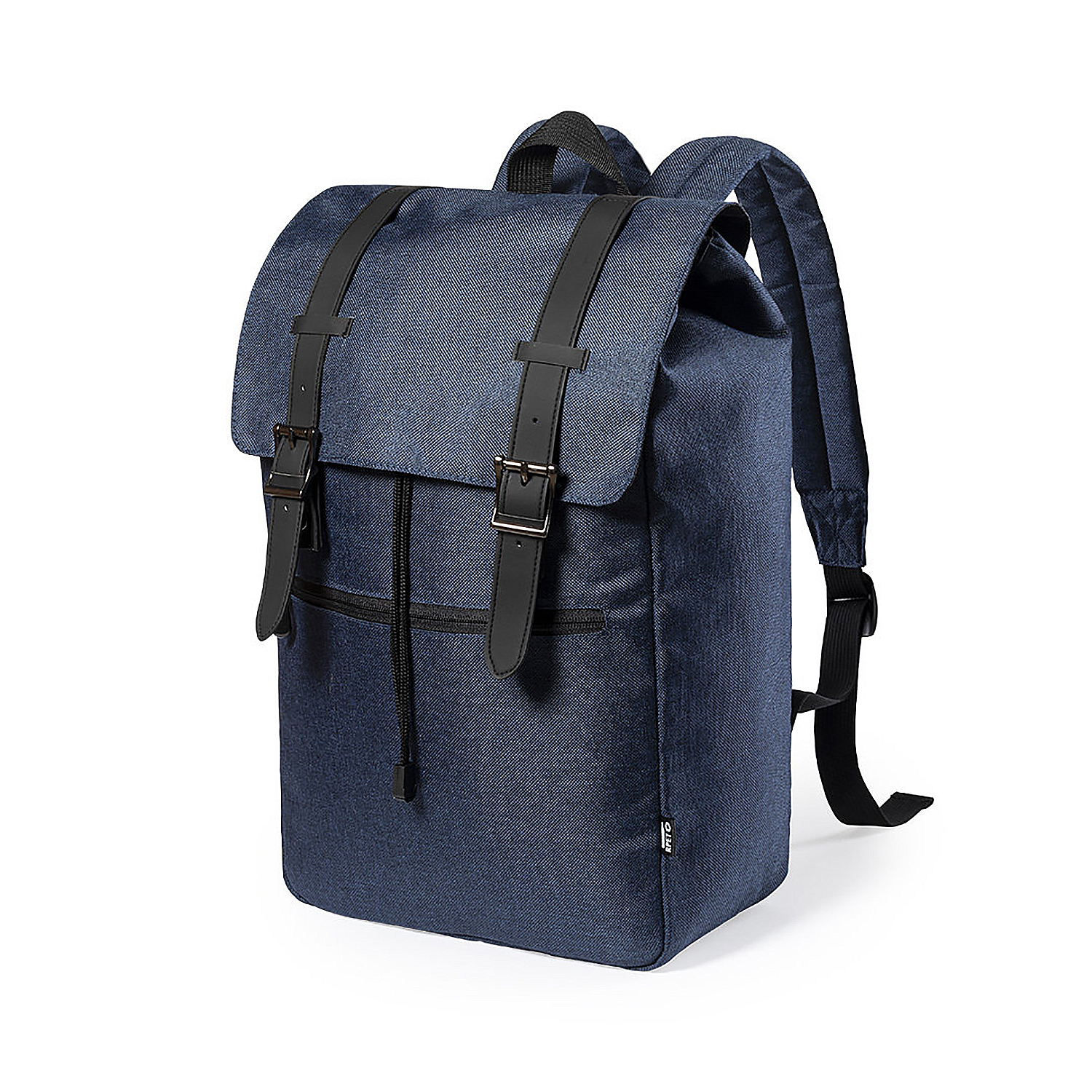 Uno zaino in stile denim con cinghie e fibbie in pelle nera. La borsa è chiusa.
