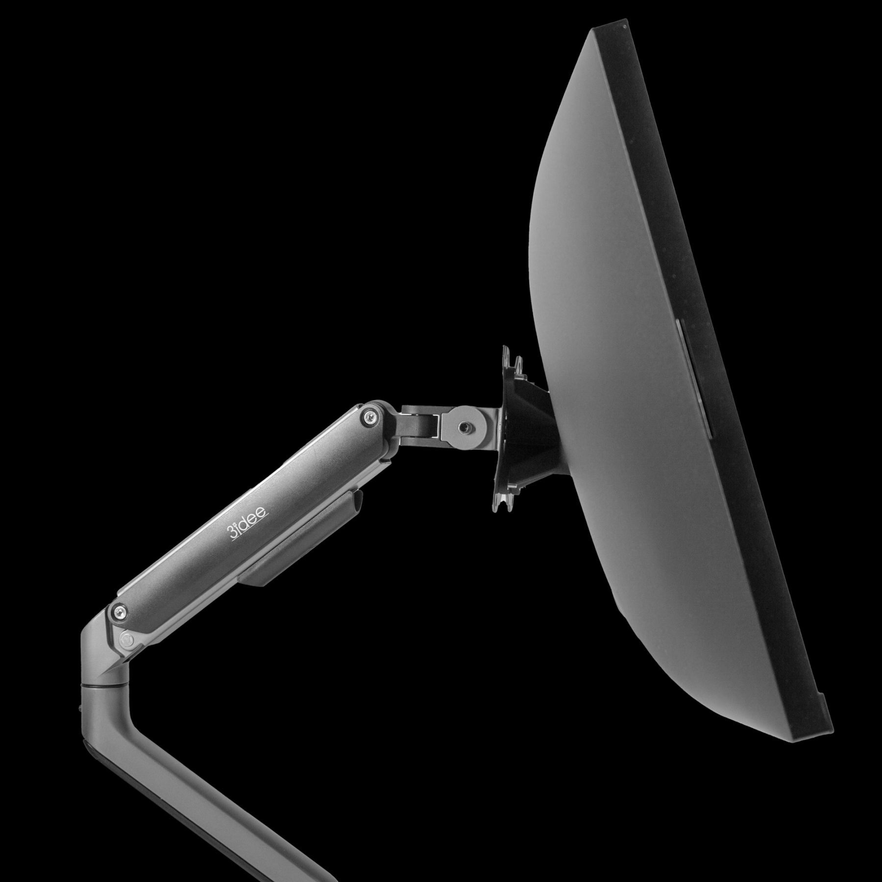 Monitorarm, grau, unterstützt einen schwarzen Monitor auf schwarzem Hintergrund.