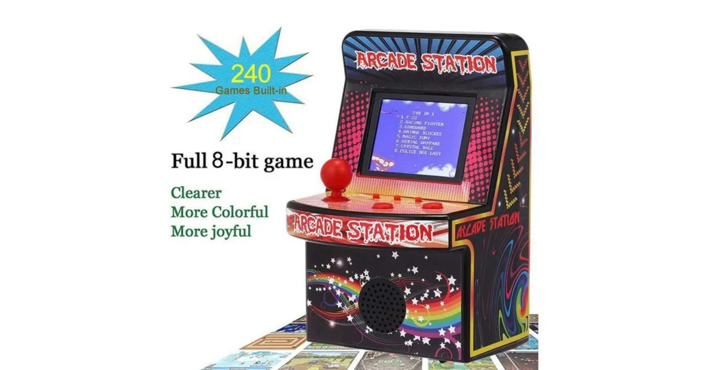 Minijuego de arcade con una pantalla que muestra un juego. El juego está etiquetado como 'ARCADE STATION'.