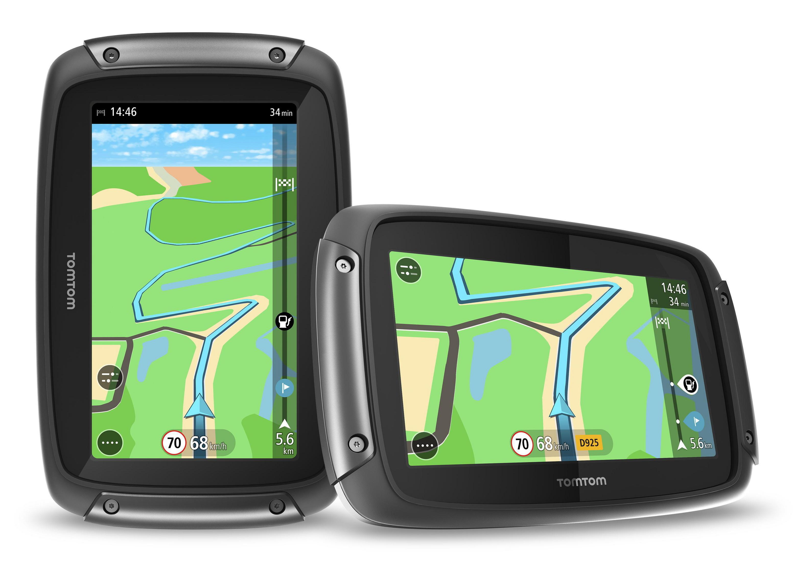 Dwa urządzenia GPS TomTom wyświetlające mapy, lekko pochylone.