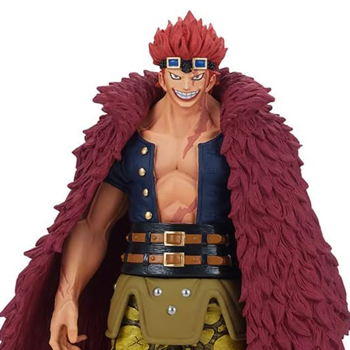Anime-Figur eines Mannes mit roten Haaren und Pelzkragen.