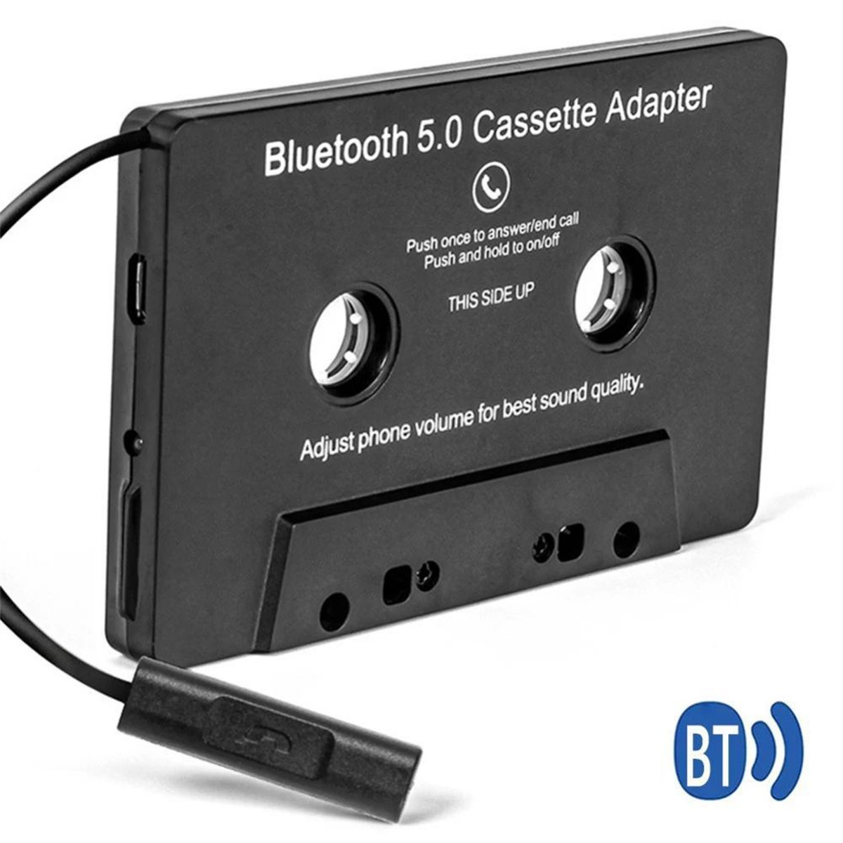 Schwarzer Bluetooth 5.0 Kassettenadapter. Text enthält 'Bluetooth 5.0' und Anweisungen.